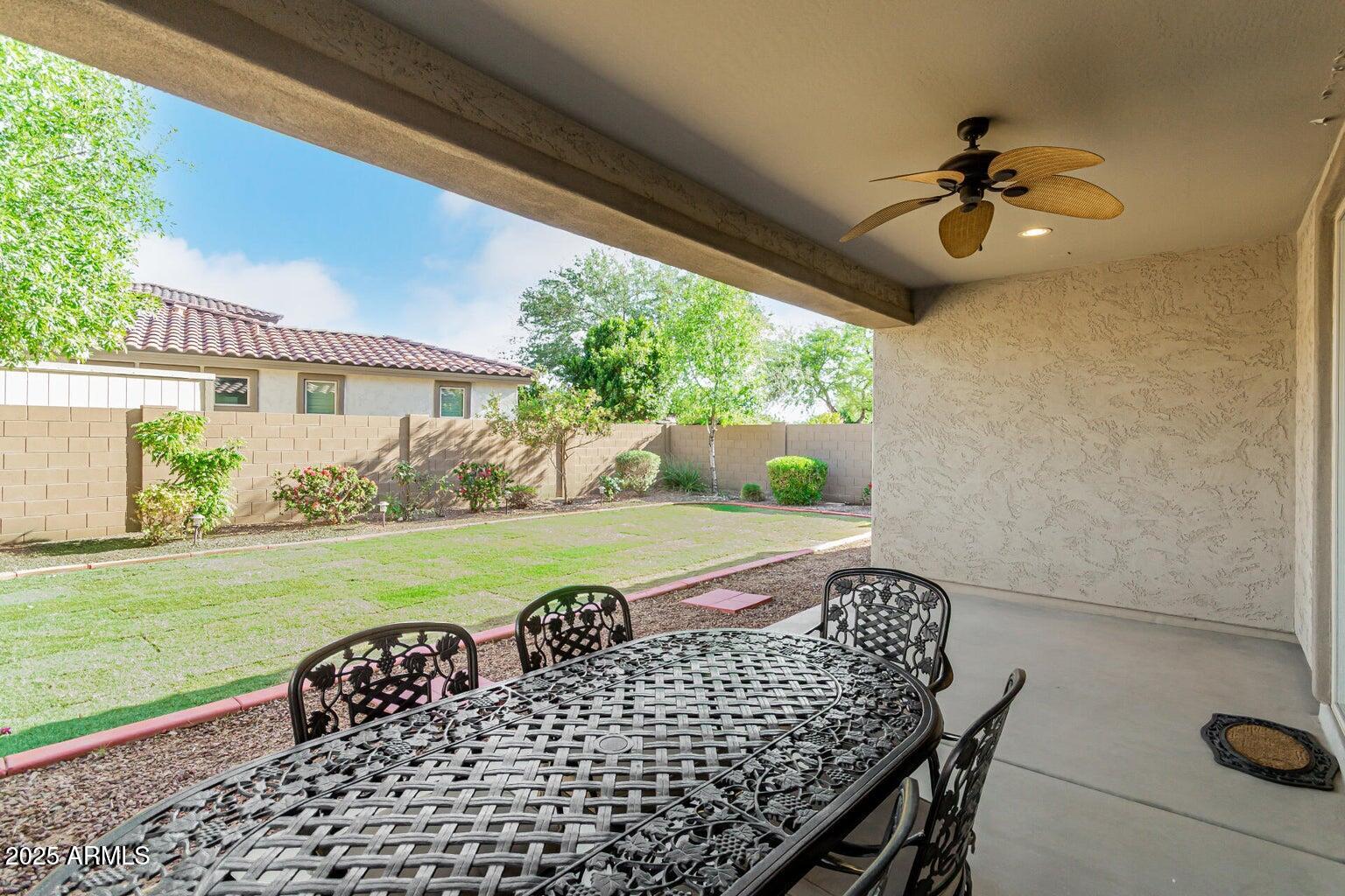 9747 W SANDS Drive, Peoria