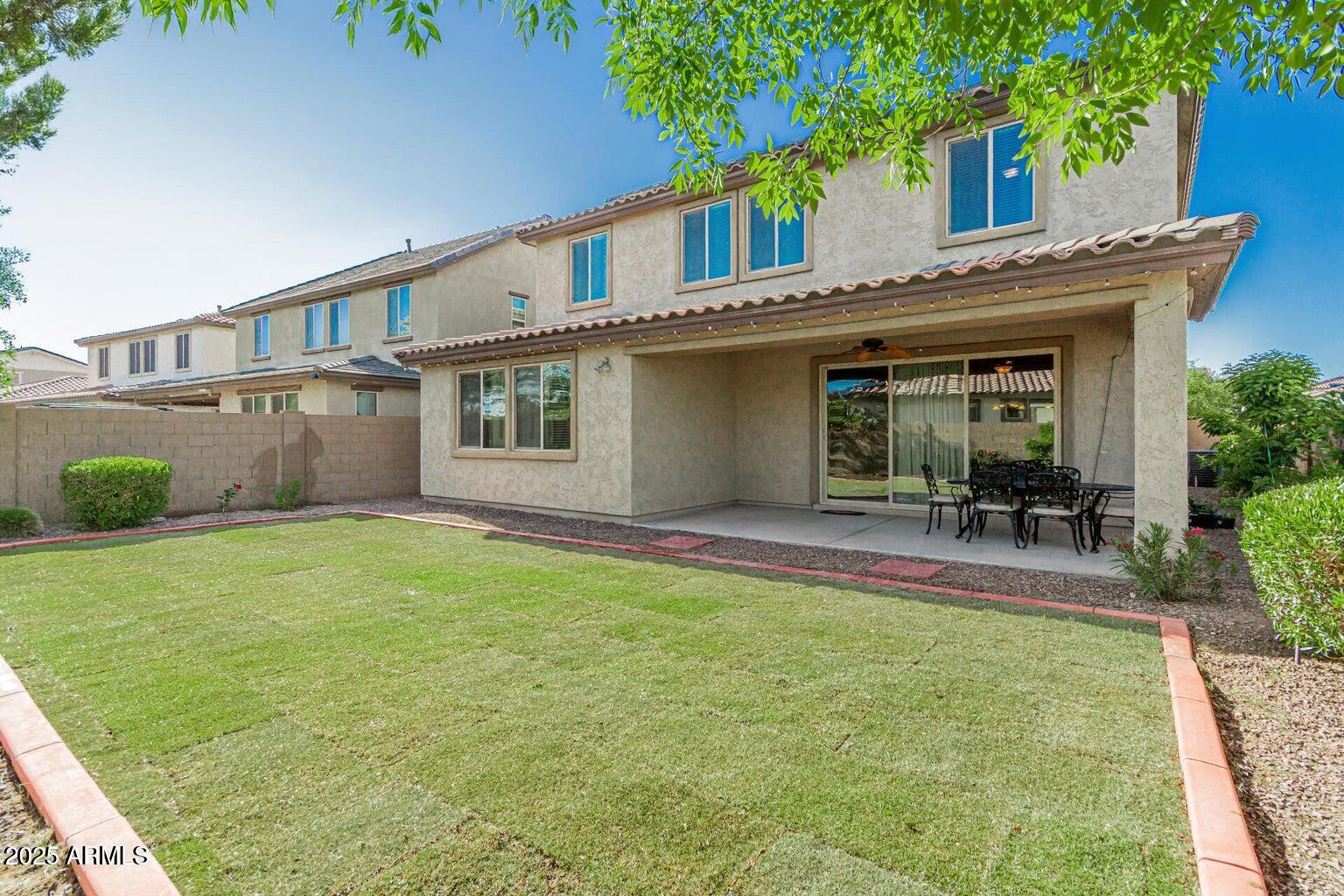 9747 W SANDS Drive, Peoria