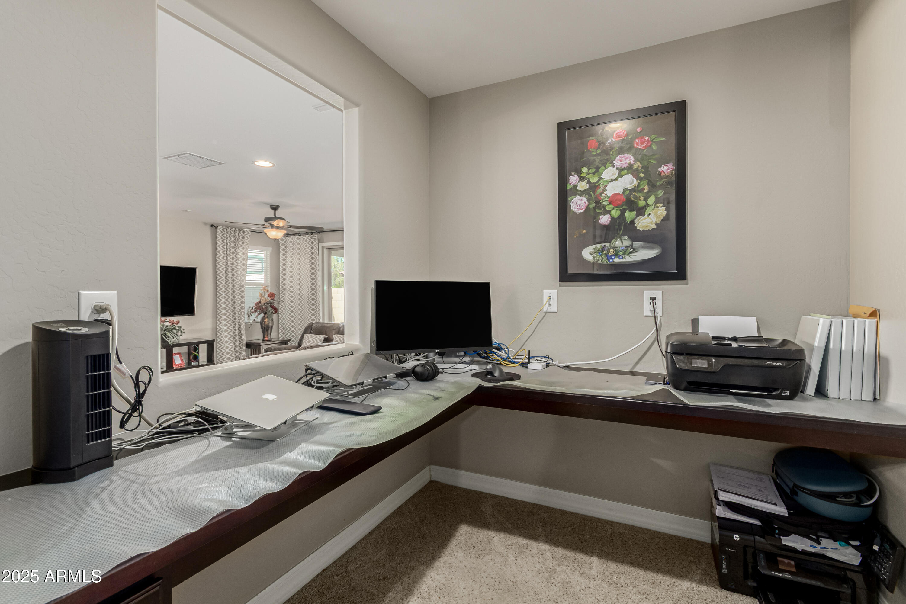 9747 W SANDS Drive, Peoria