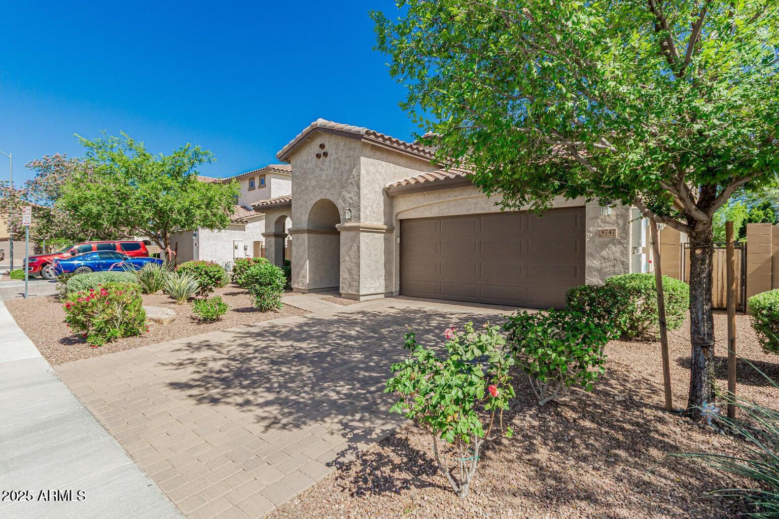 9747 W SANDS Drive, Peoria