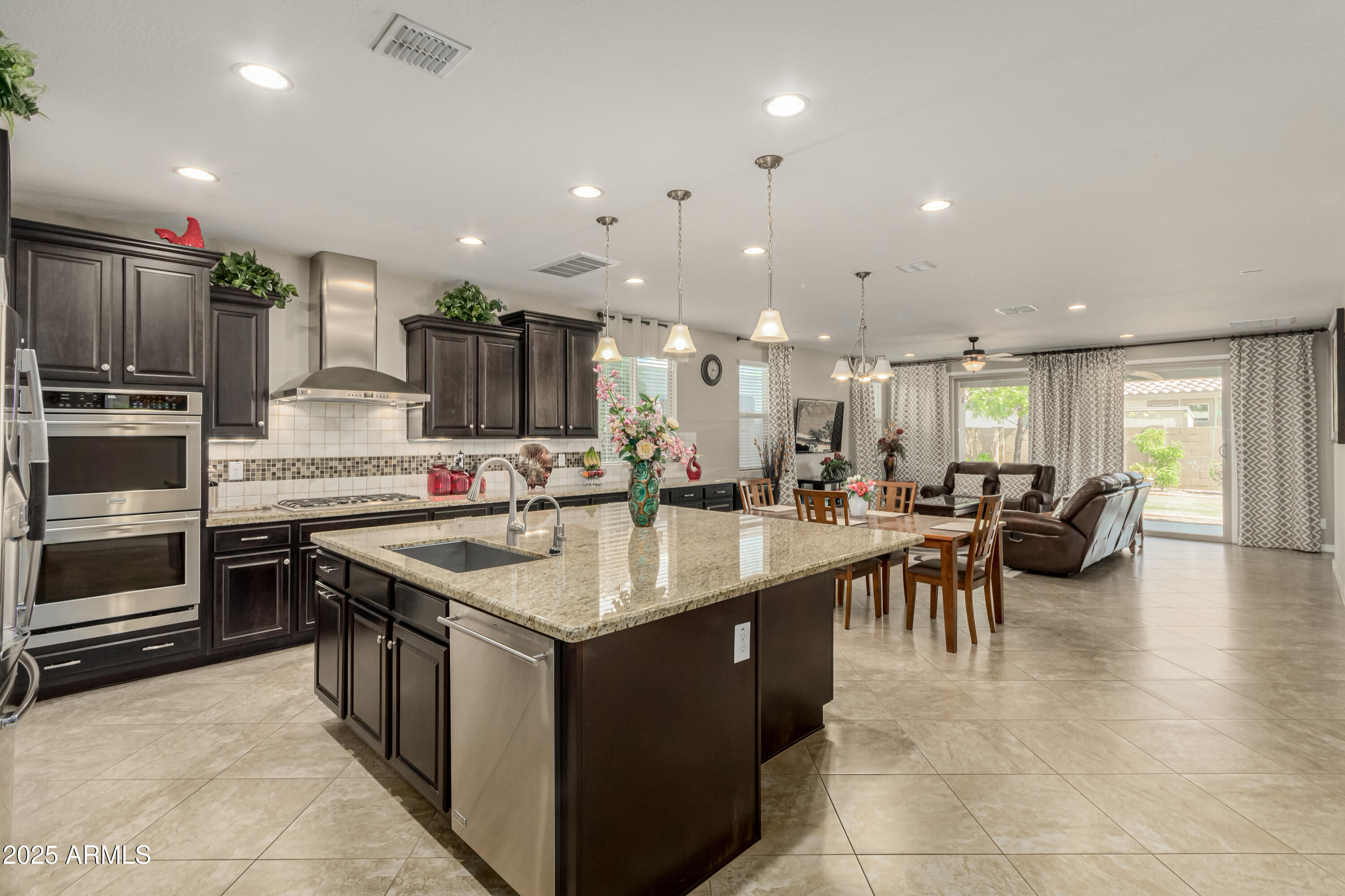 9747 W SANDS Drive, Peoria