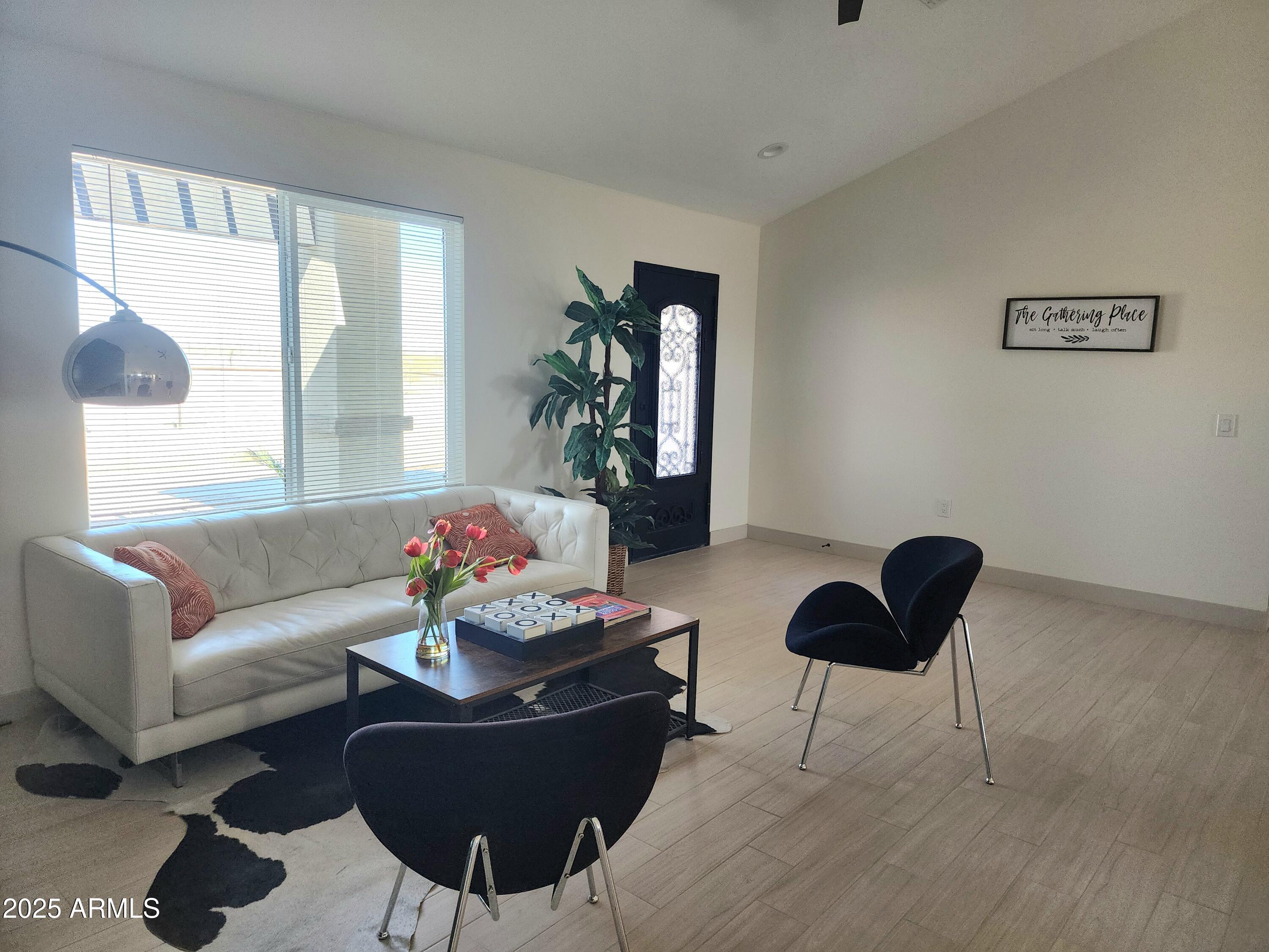 36915 W MONROE Street