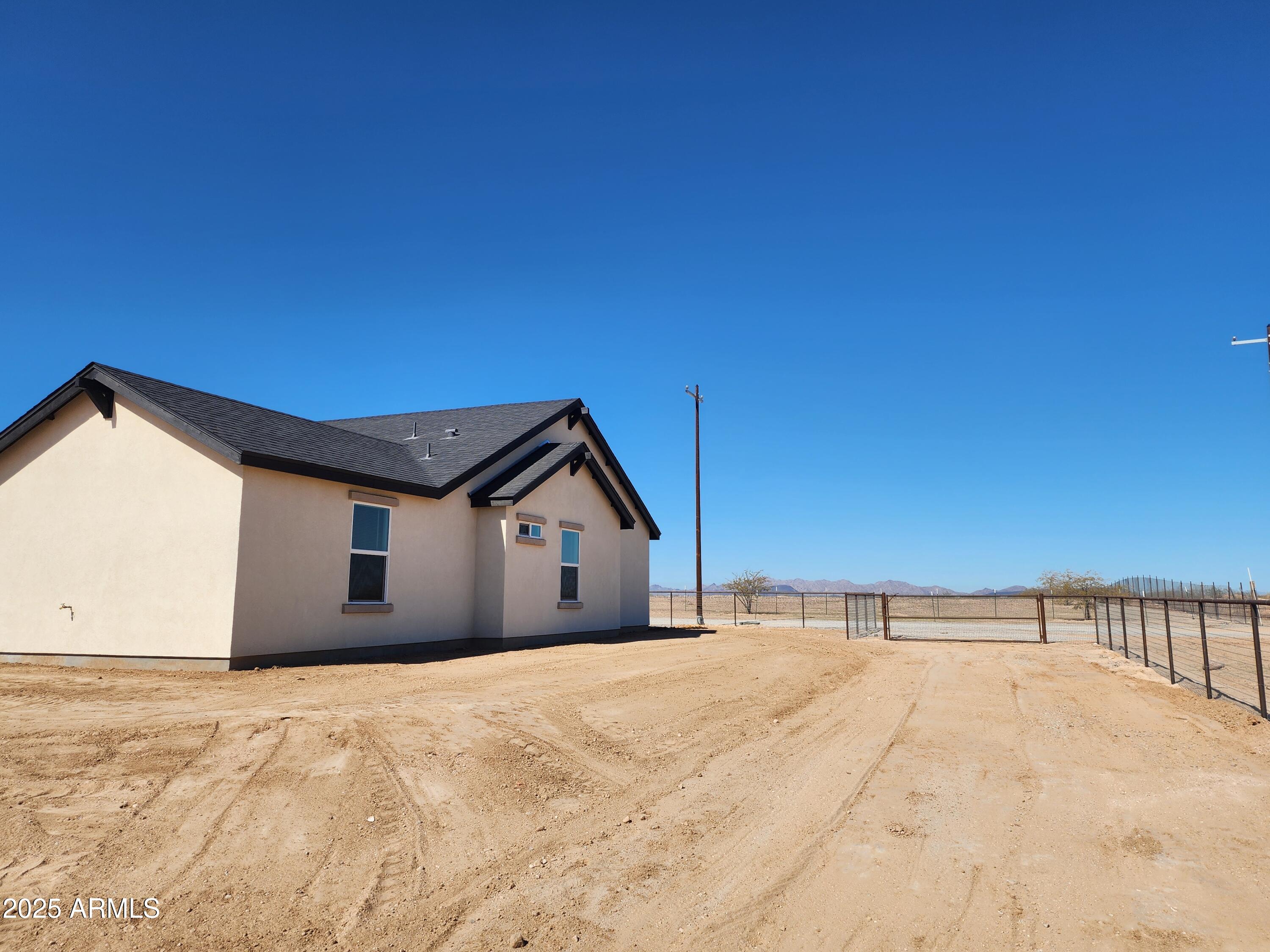 36915 W MONROE Street