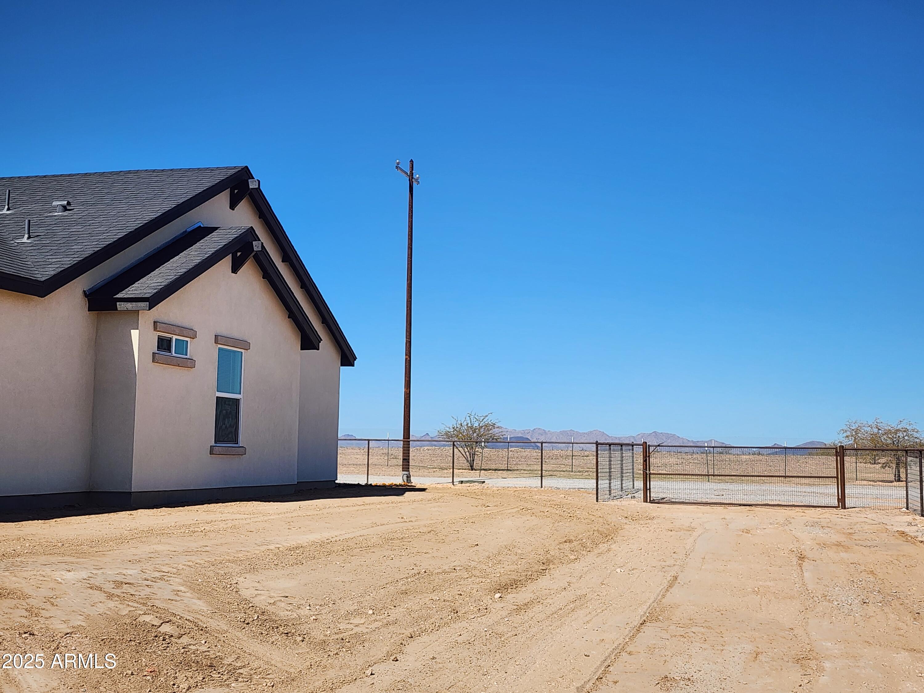 36915 W MONROE Street