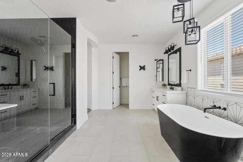 2176 E DESERT BROOM Drive, Chandler