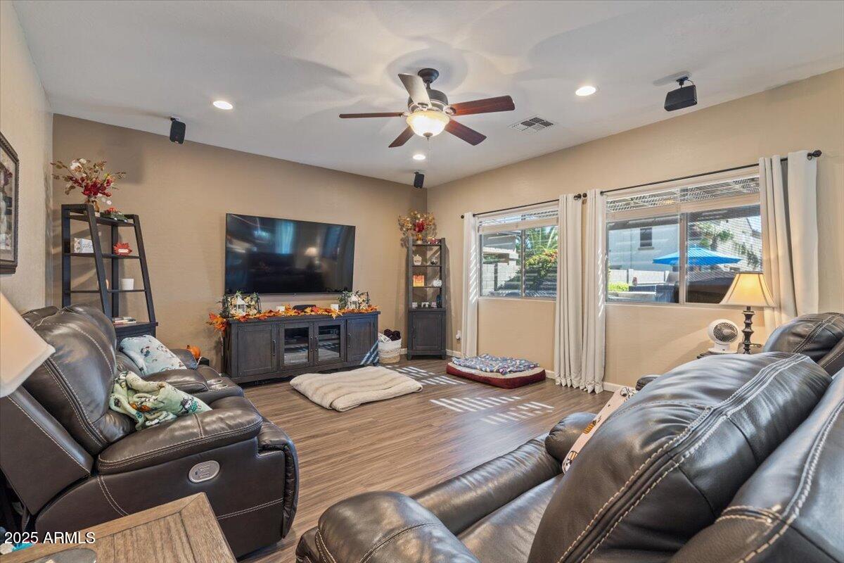 4223 E DEL RIO Drive, San Tan Valley