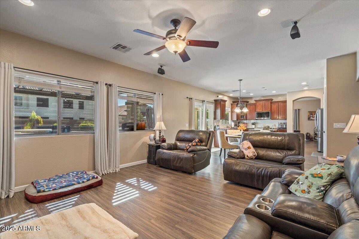4223 E DEL RIO Drive, San Tan Valley