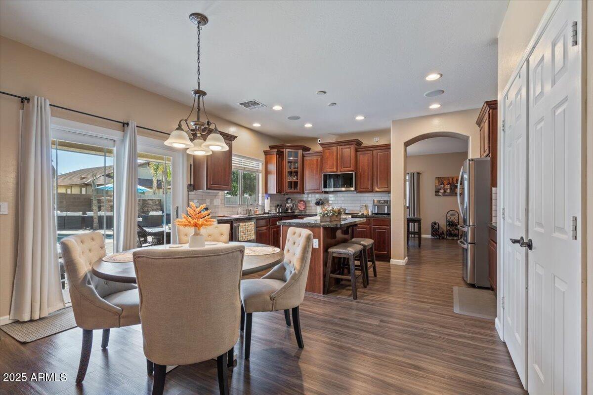 4223 E DEL RIO Drive, San Tan Valley