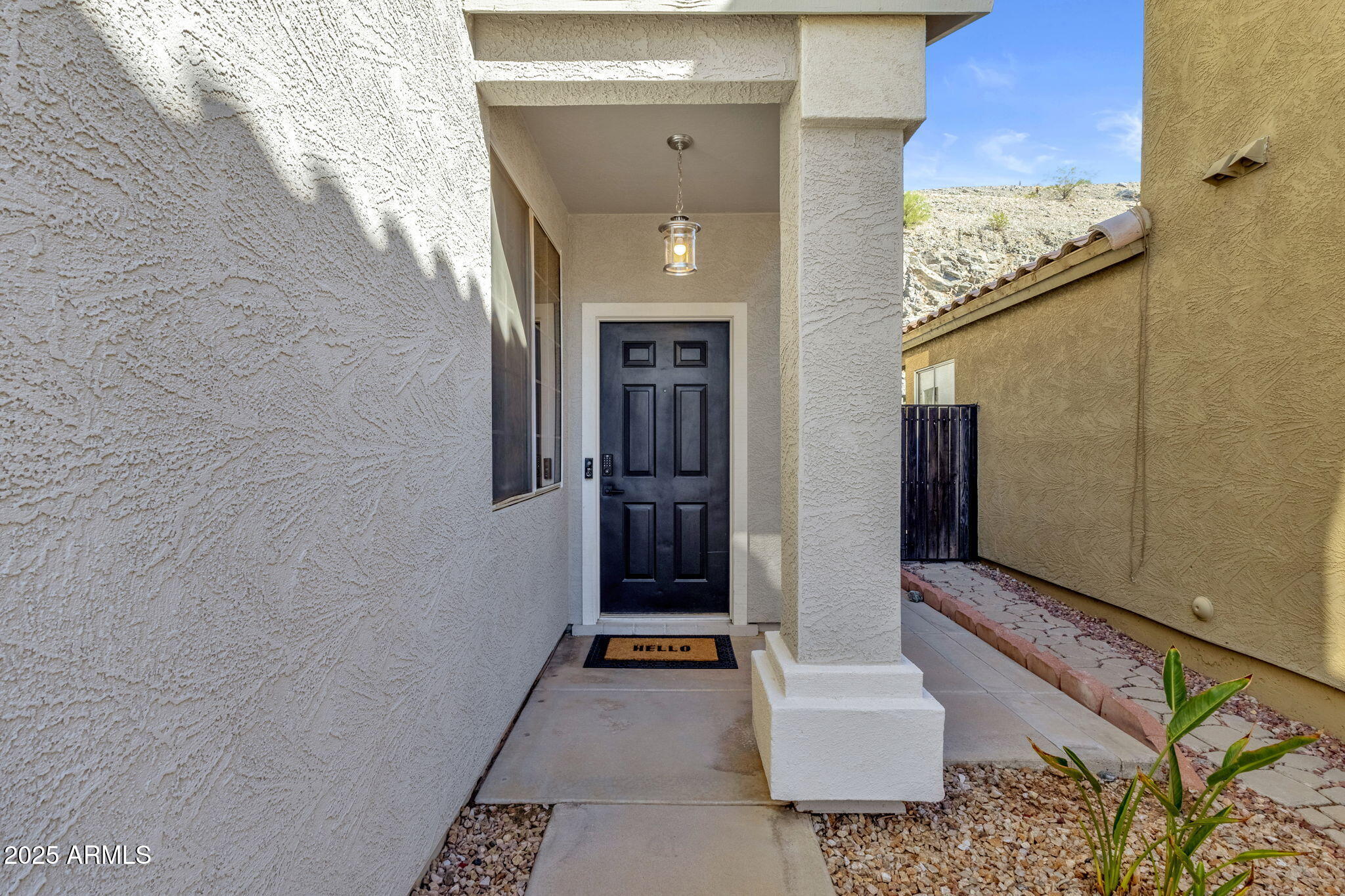 1452 E SOUTH FORK Drive, Phoenix