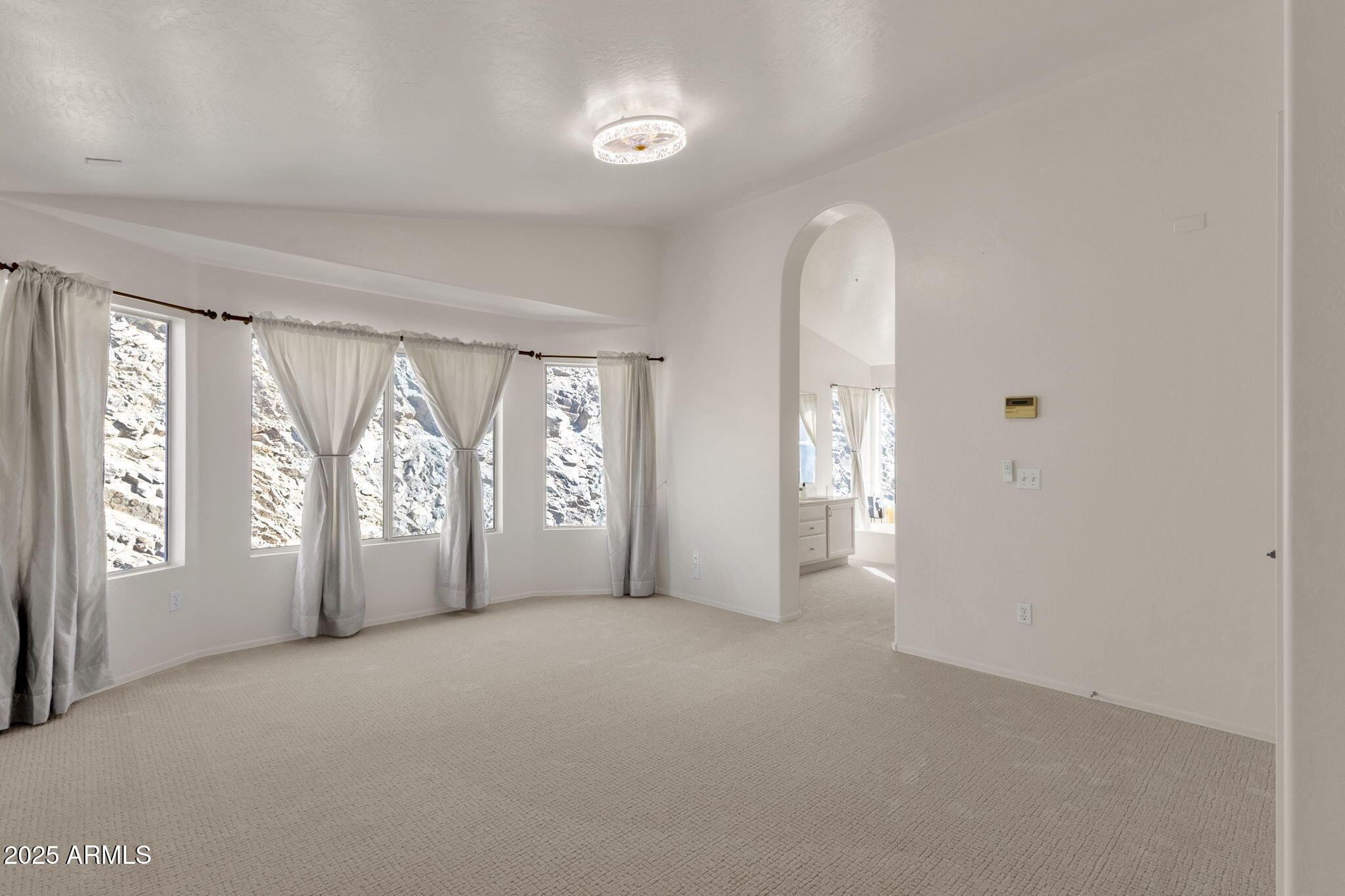 1452 E SOUTH FORK Drive, Phoenix