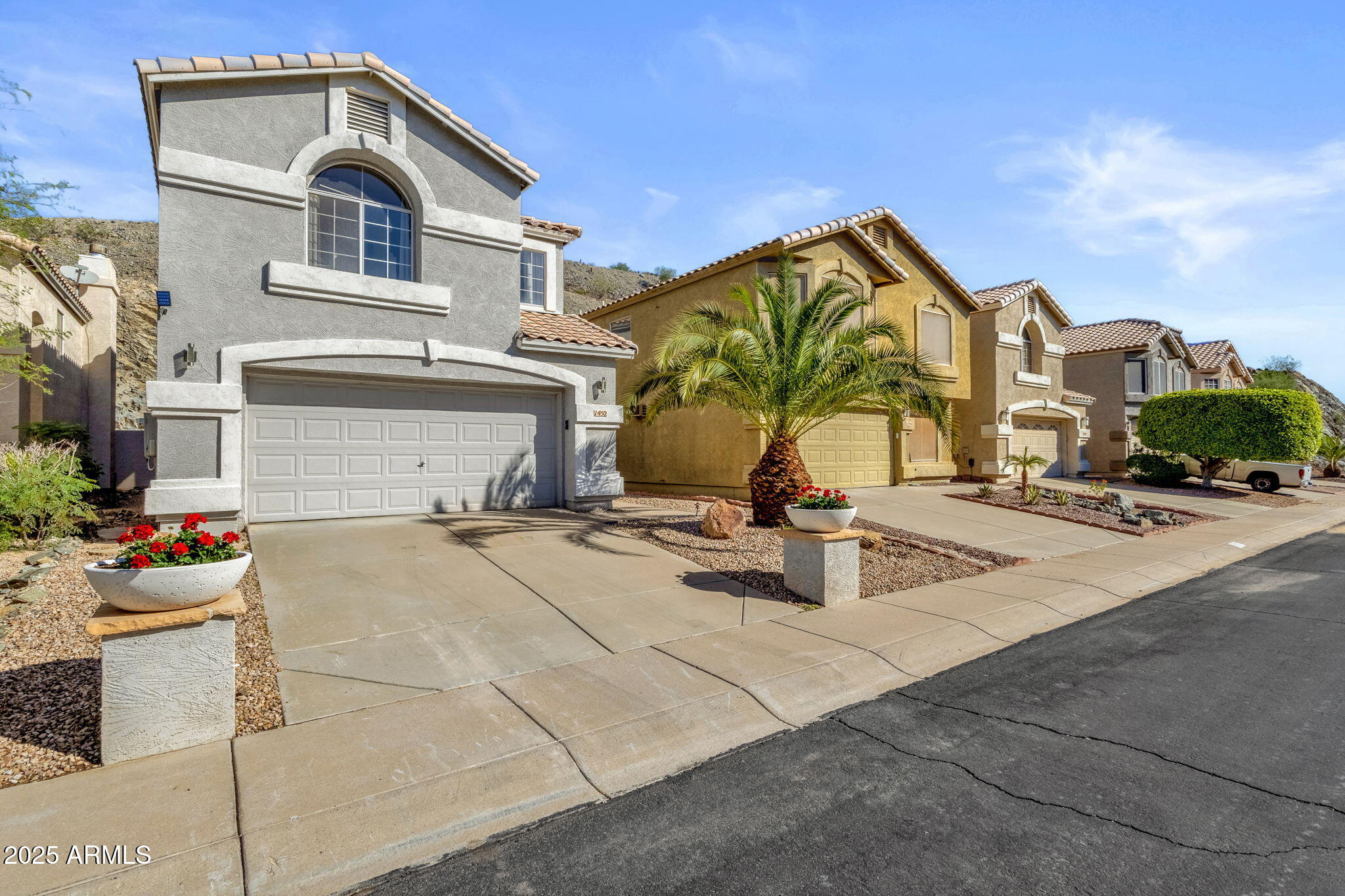 1452 E SOUTH FORK Drive, Phoenix