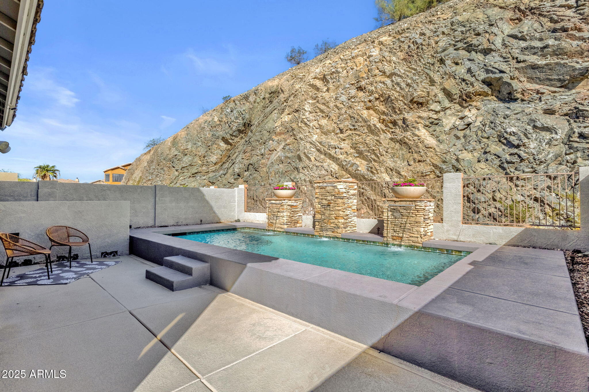 1452 E SOUTH FORK Drive, Phoenix