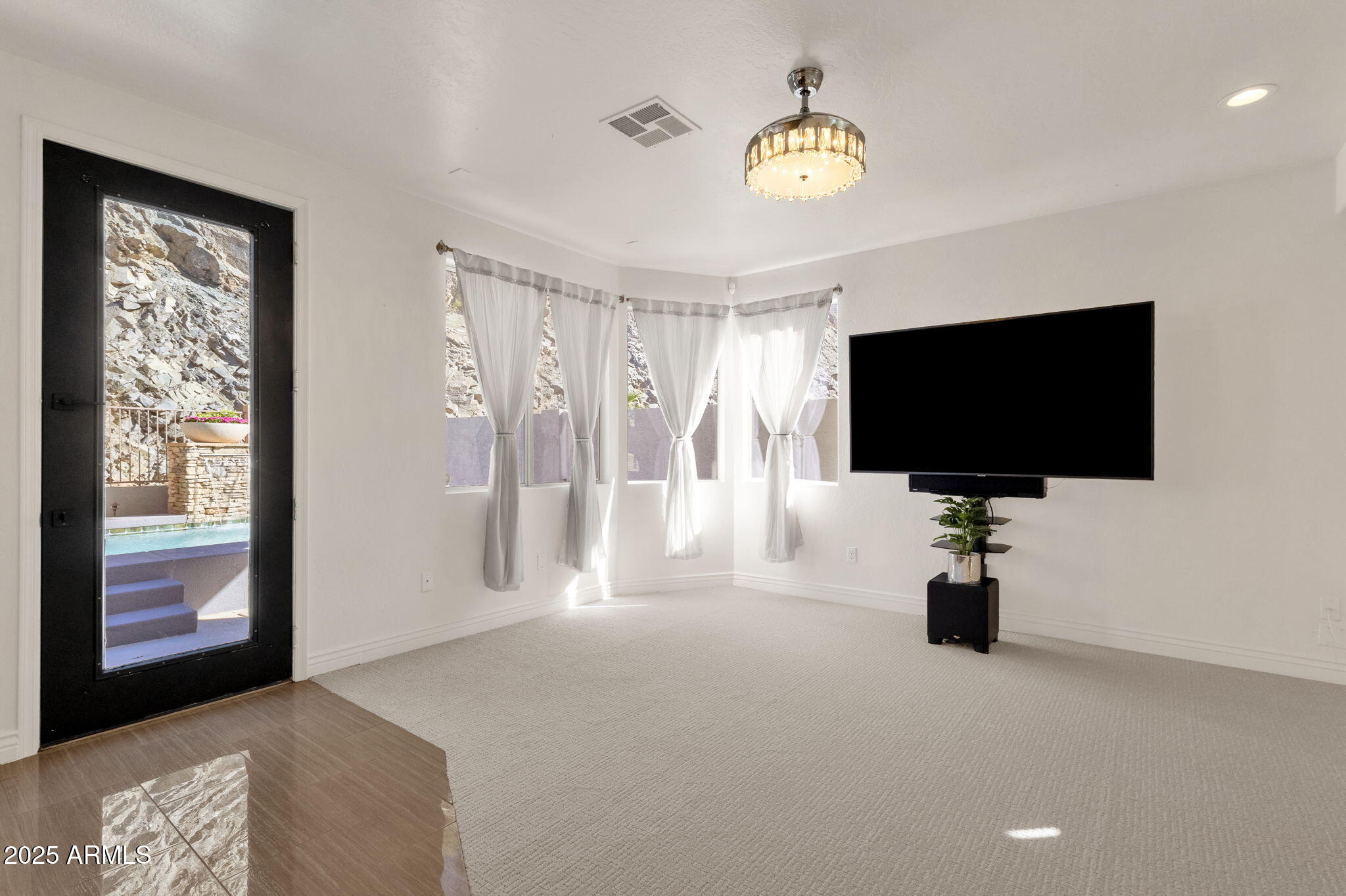 1452 E SOUTH FORK Drive, Phoenix