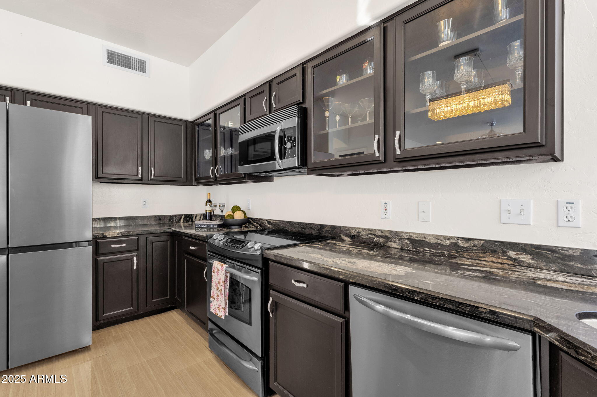 1452 E SOUTH FORK Drive, Phoenix