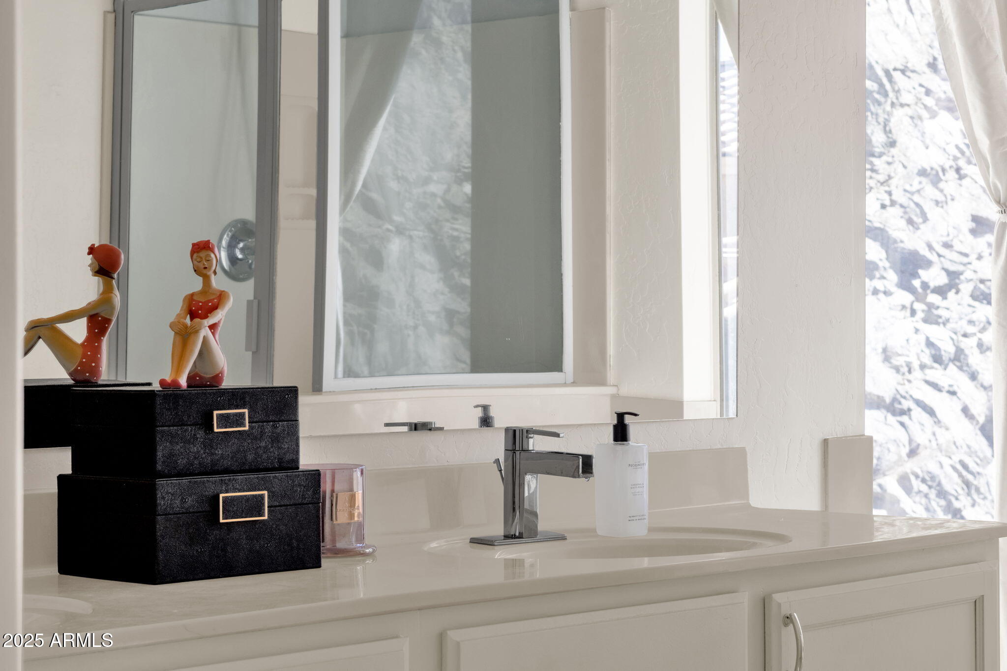 1452 E SOUTH FORK Drive, Phoenix