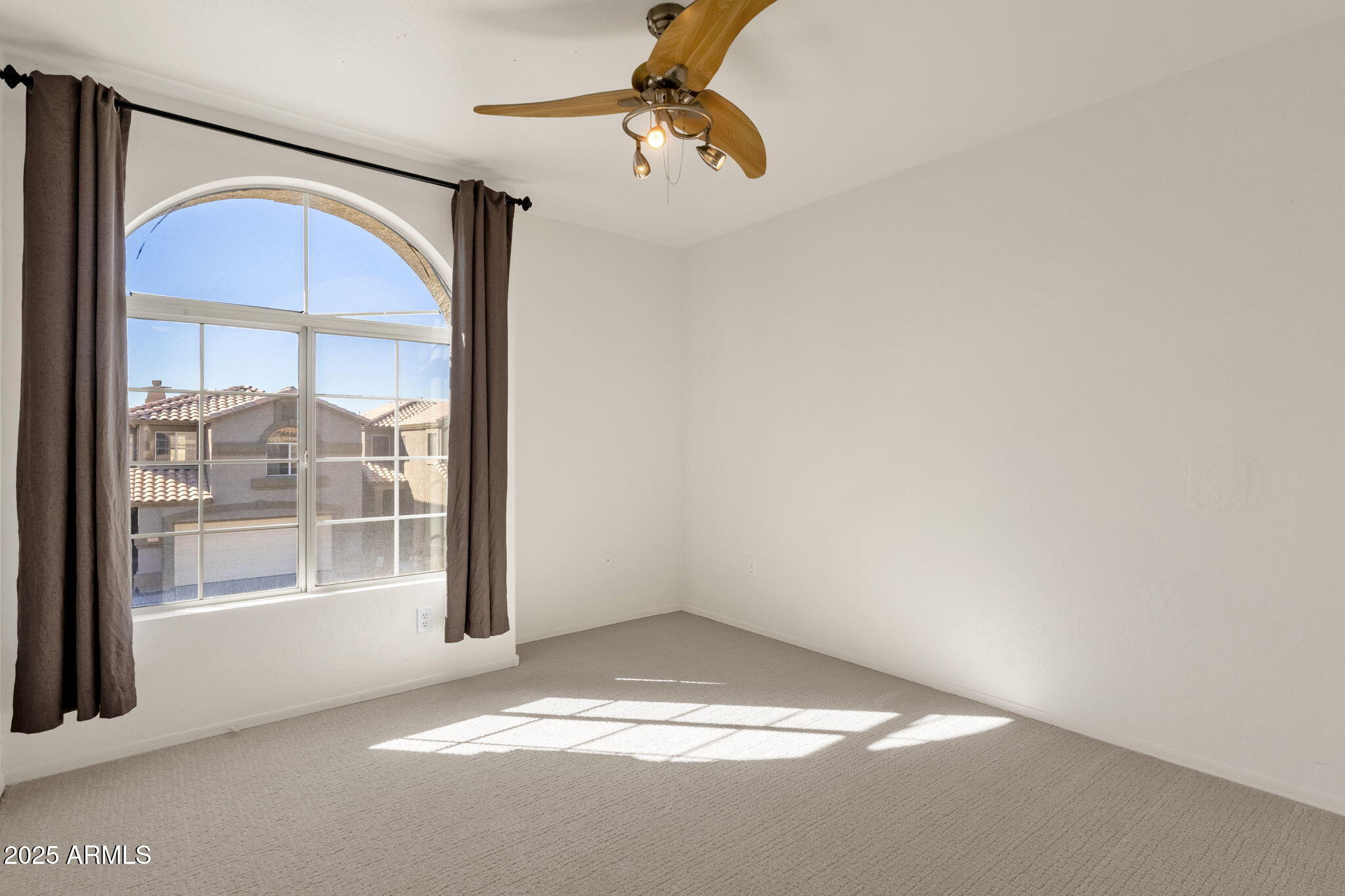 1452 E SOUTH FORK Drive, Phoenix