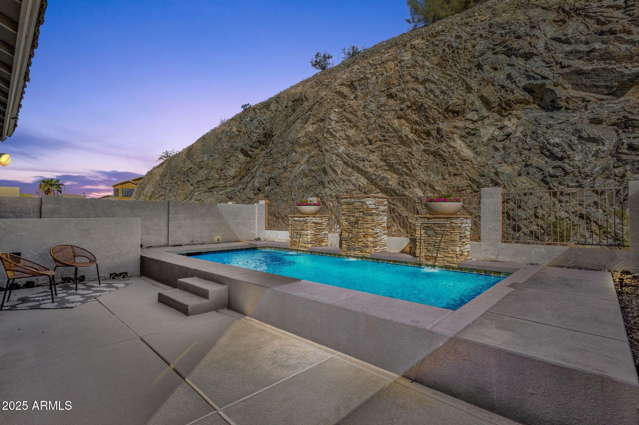 1452 E SOUTH FORK Drive, Phoenix