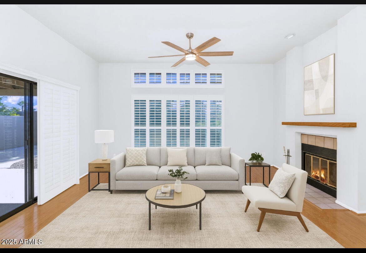 4009 E ROUND HILL Drive