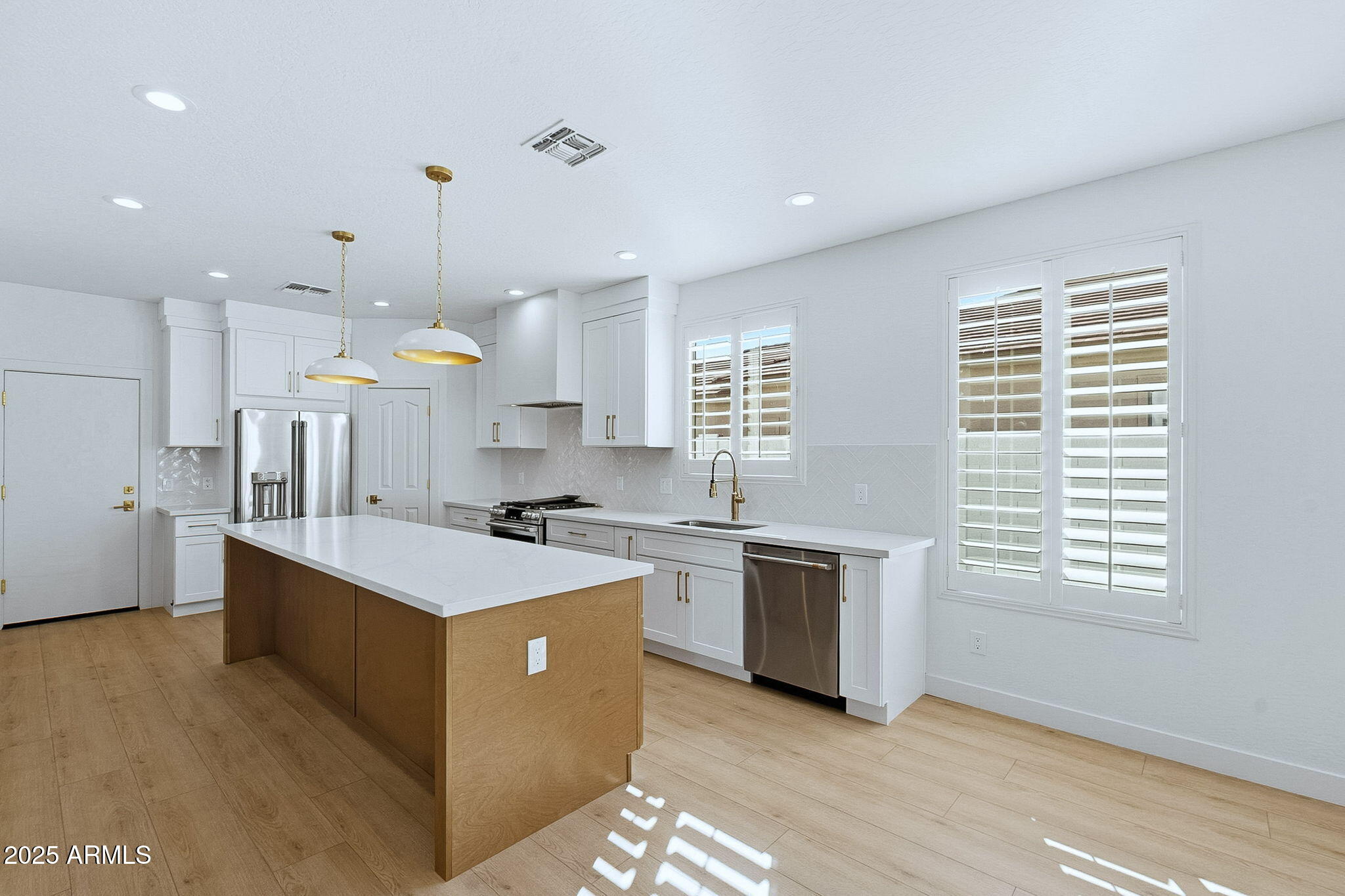 6574 S CRESTVIEW Drive, Gilbert