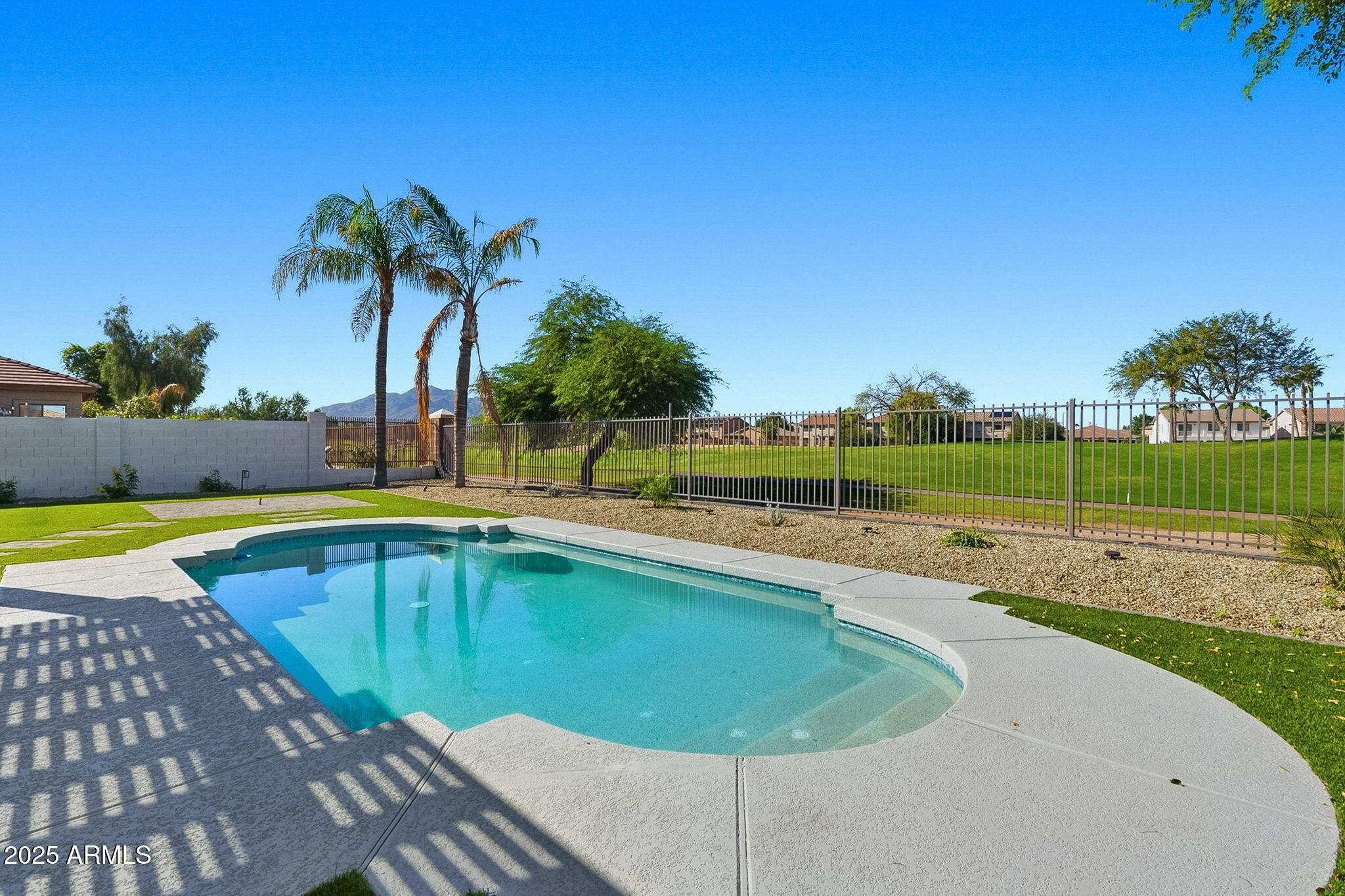 6574 S CRESTVIEW Drive, Gilbert