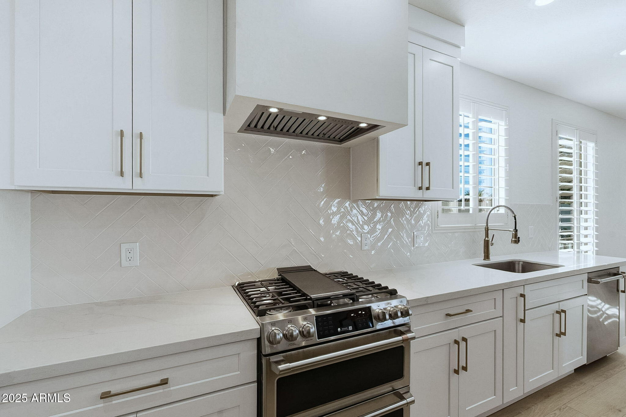 6574 S CRESTVIEW Drive, Gilbert