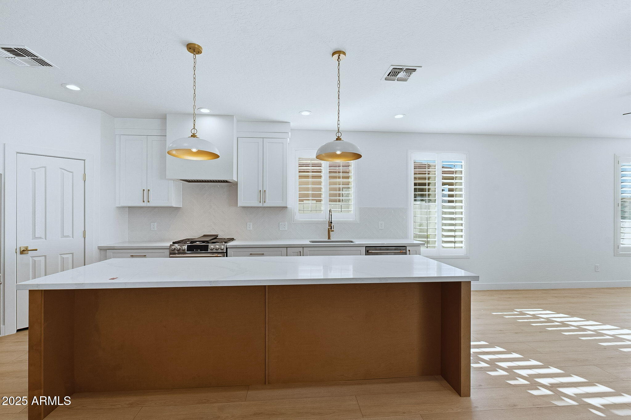 6574 S CRESTVIEW Drive, Gilbert