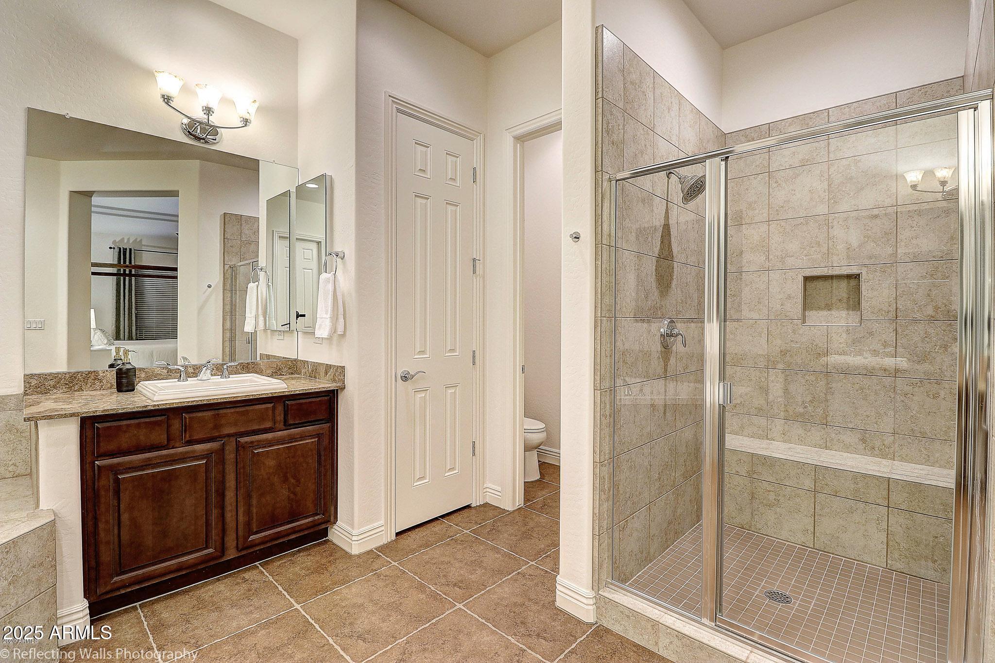 3163 E LOS ALTOS Court