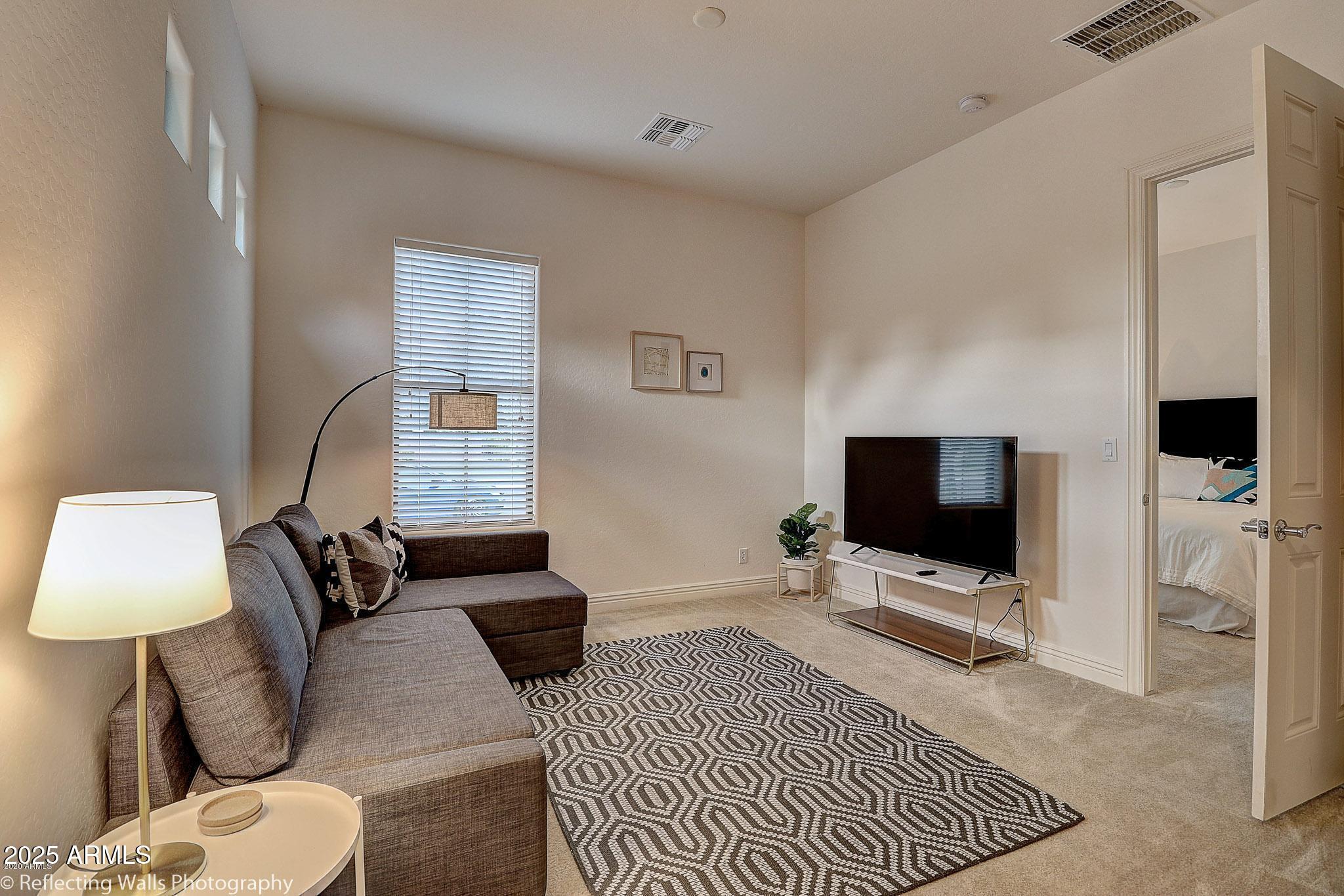 3163 E LOS ALTOS Court