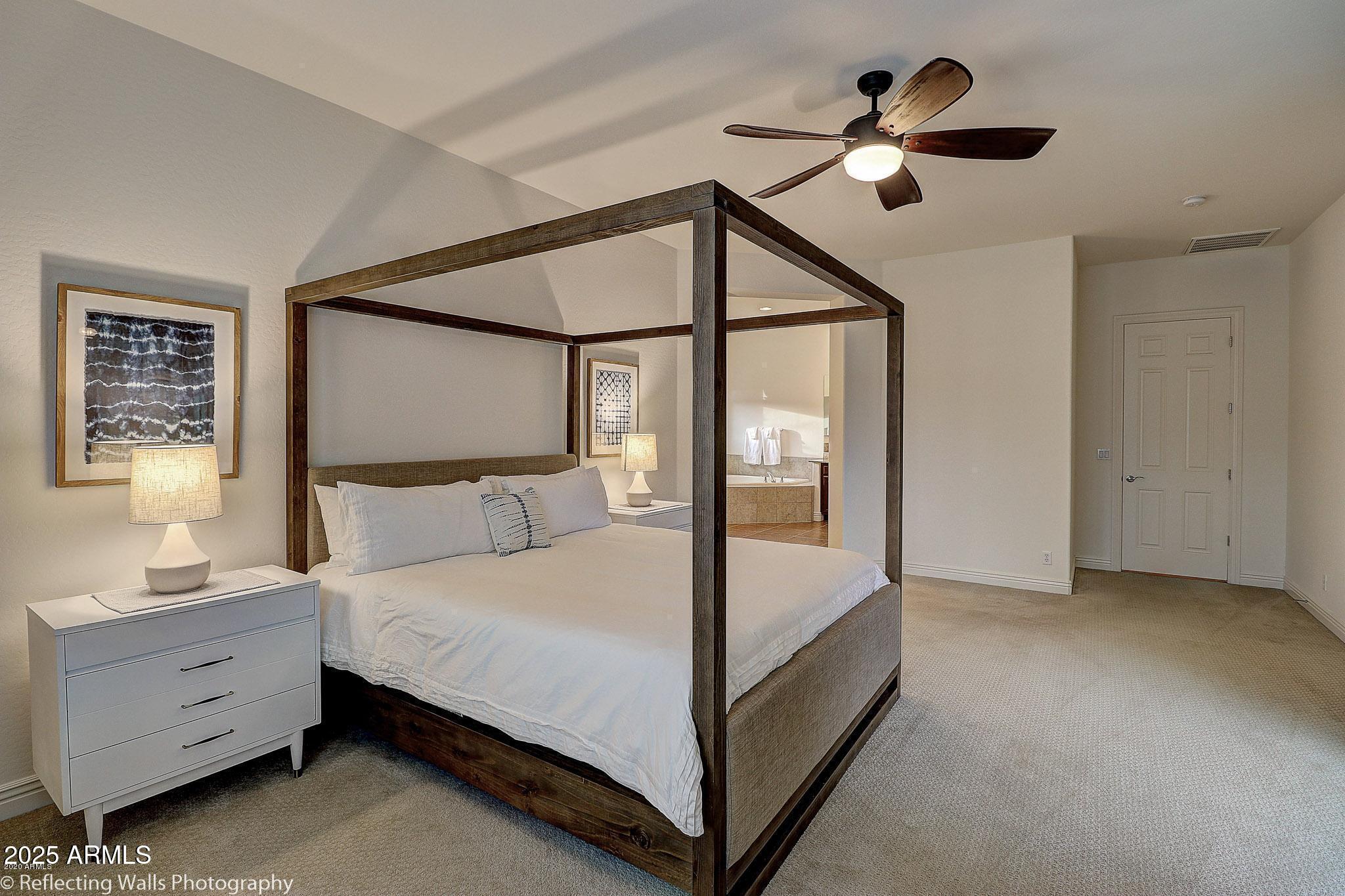 3163 E LOS ALTOS Court