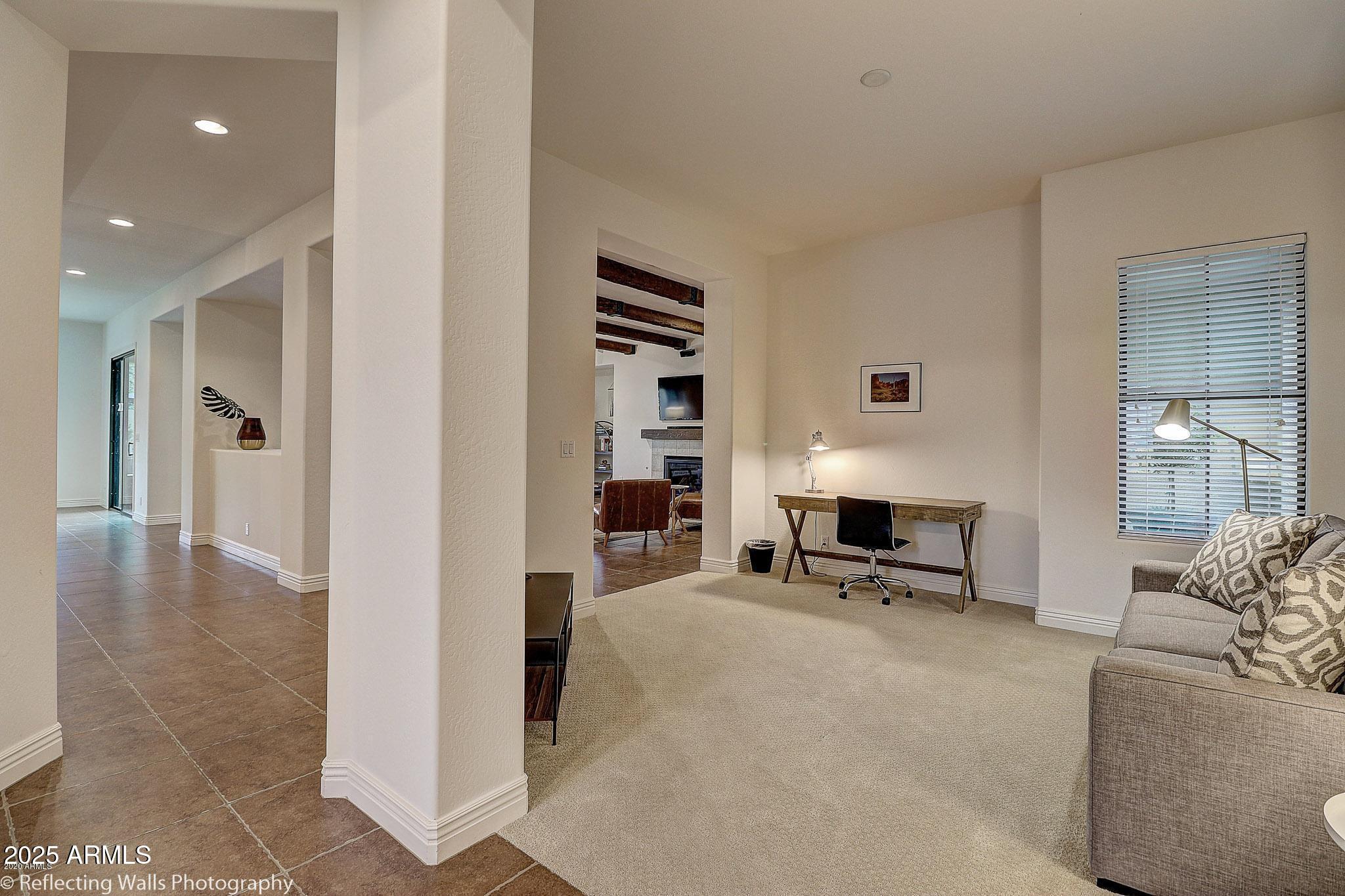 3163 E LOS ALTOS Court