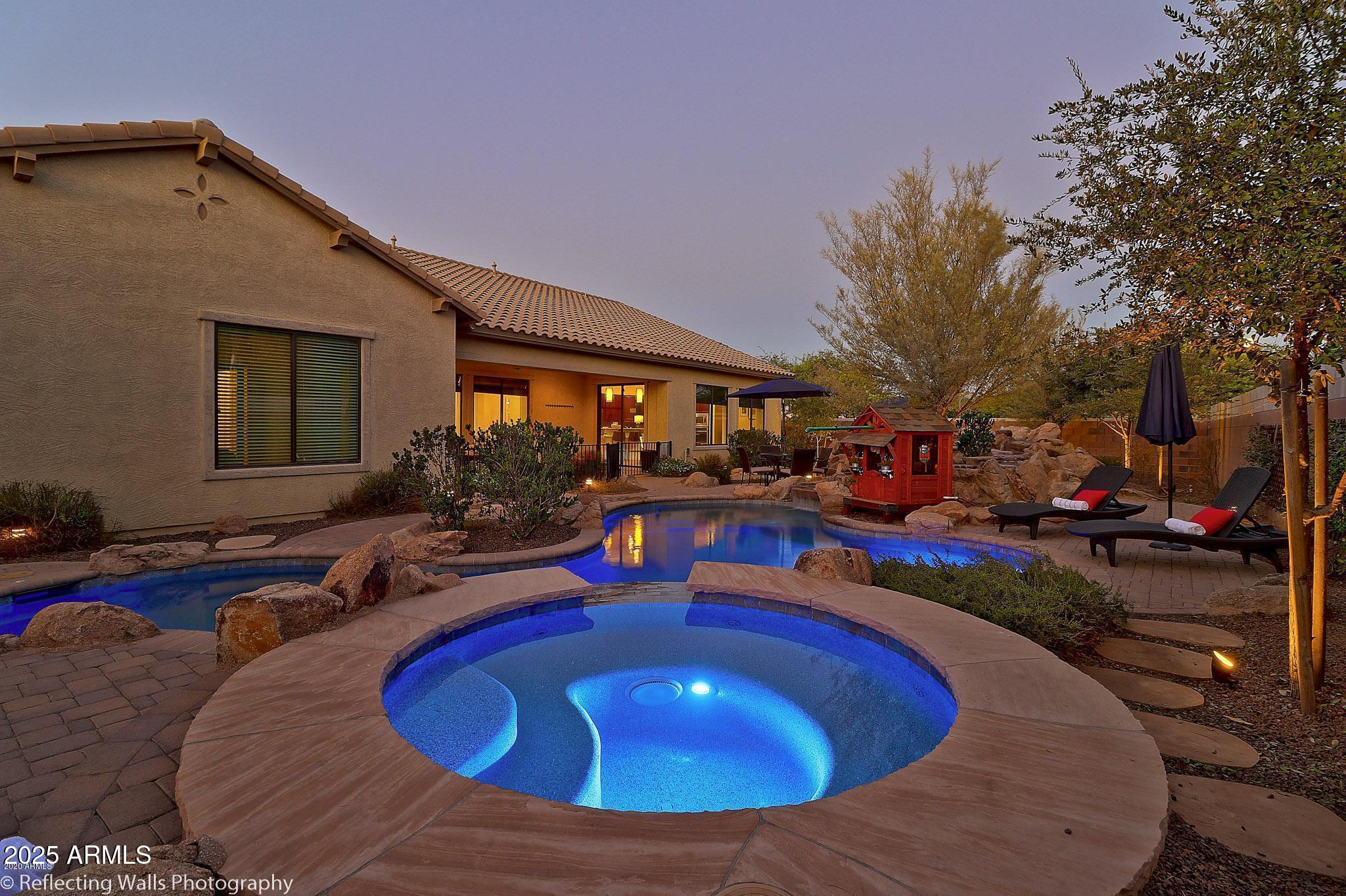 3163 E LOS ALTOS Court