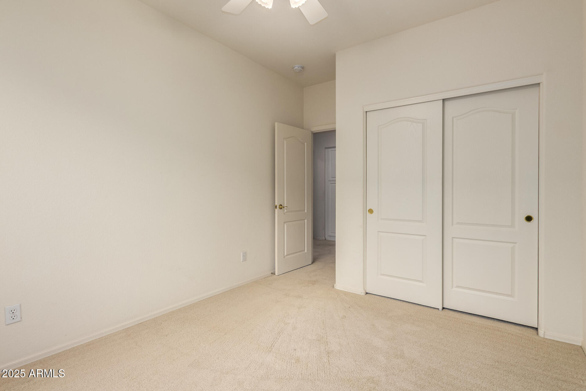 9225 W RUNION Drive, Peoria