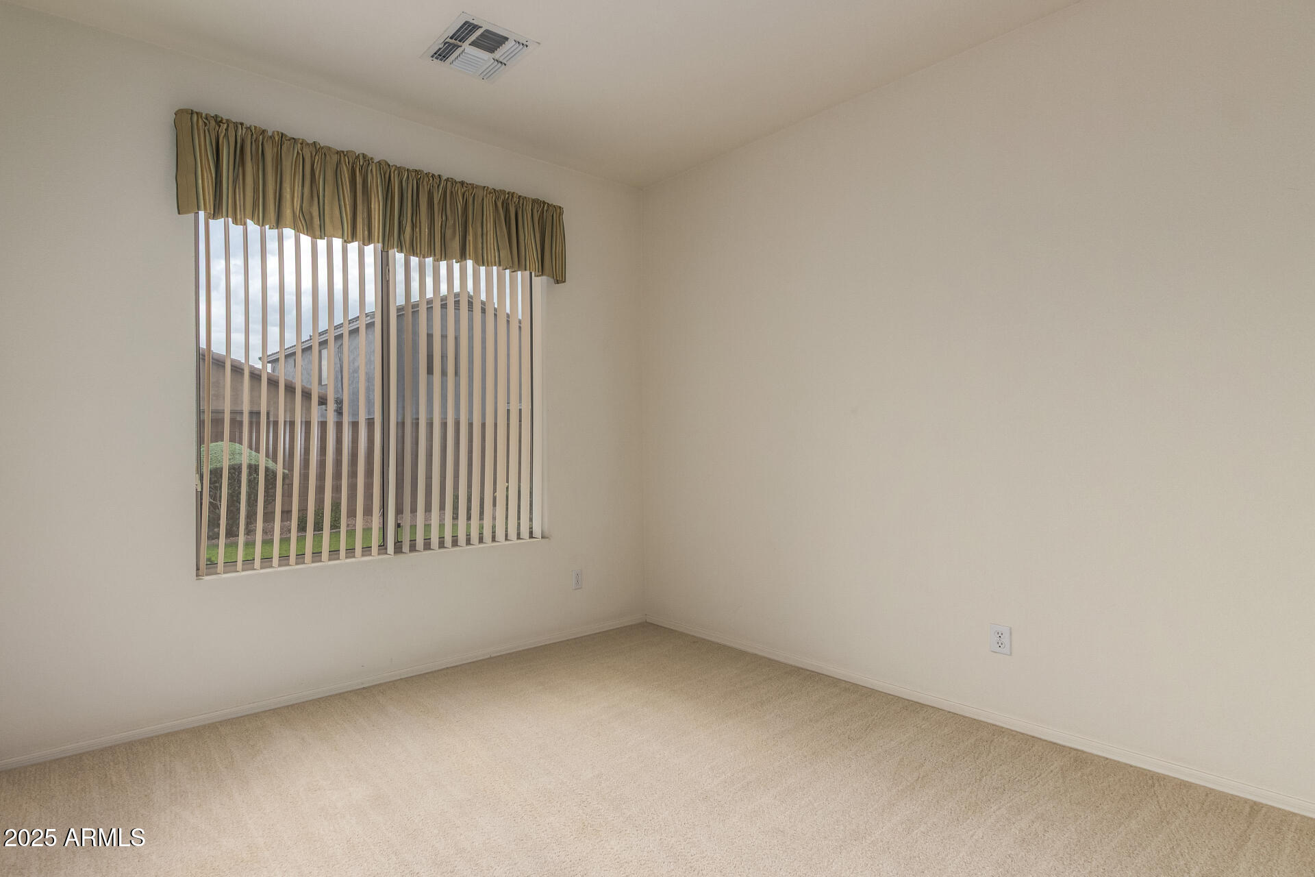 9225 W RUNION Drive, Peoria