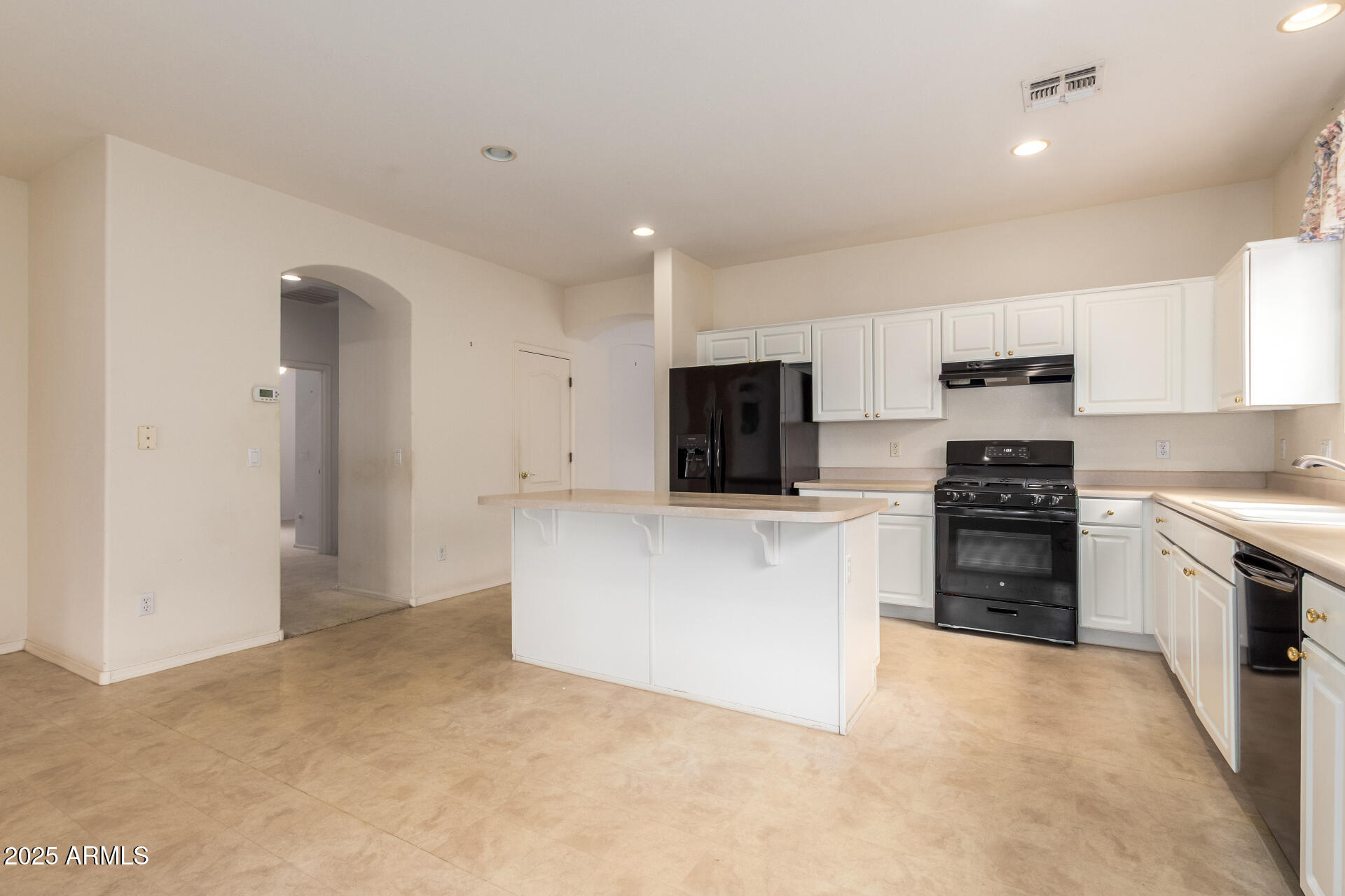 9225 W RUNION Drive, Peoria