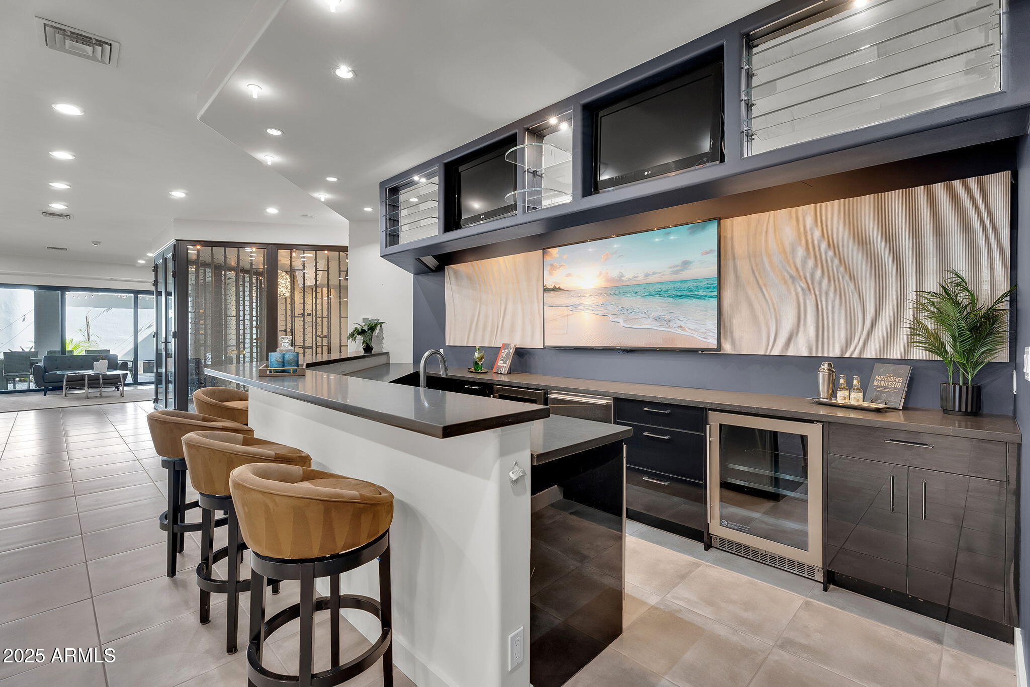 5509 W SOFT WIND Drive, Glendale