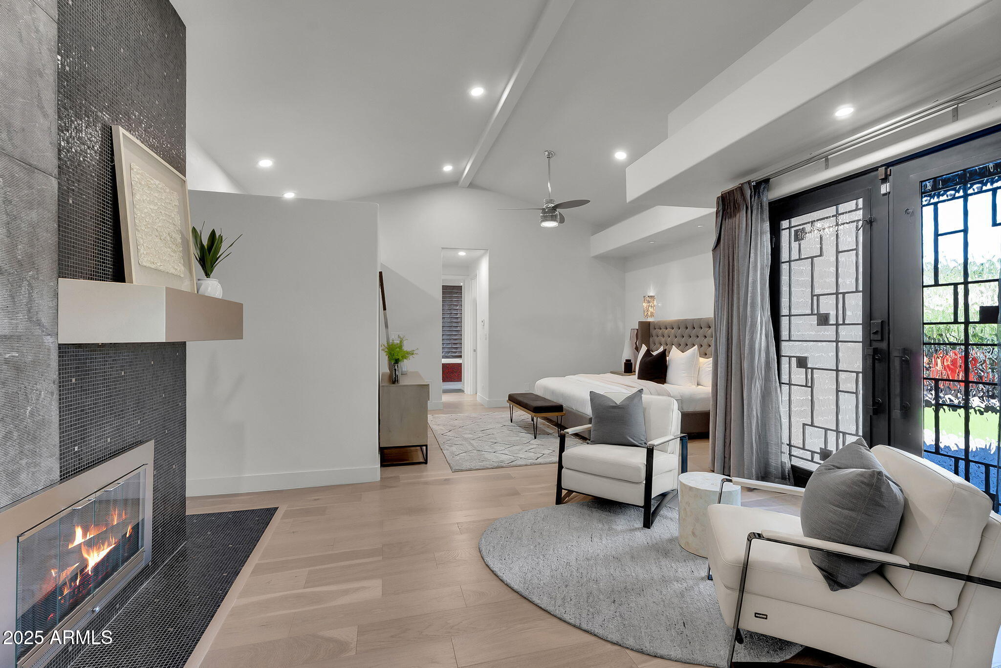 5509 W SOFT WIND Drive, Glendale