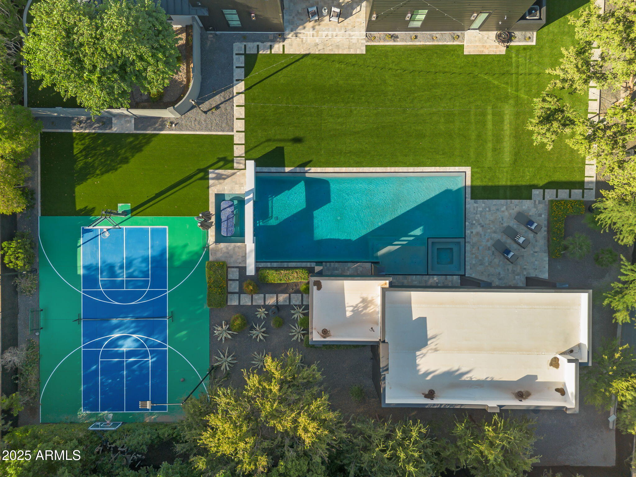 5509 W SOFT WIND Drive, Glendale