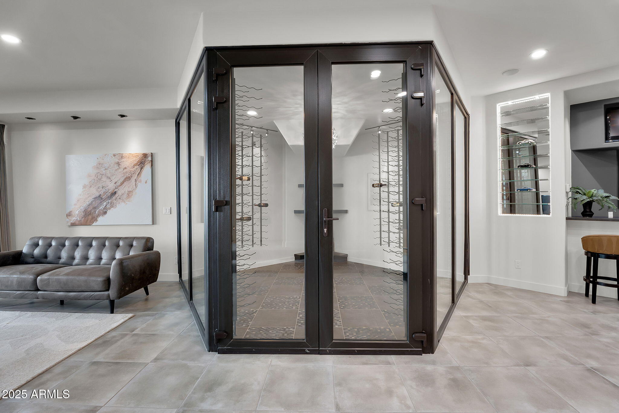 5509 W SOFT WIND Drive, Glendale