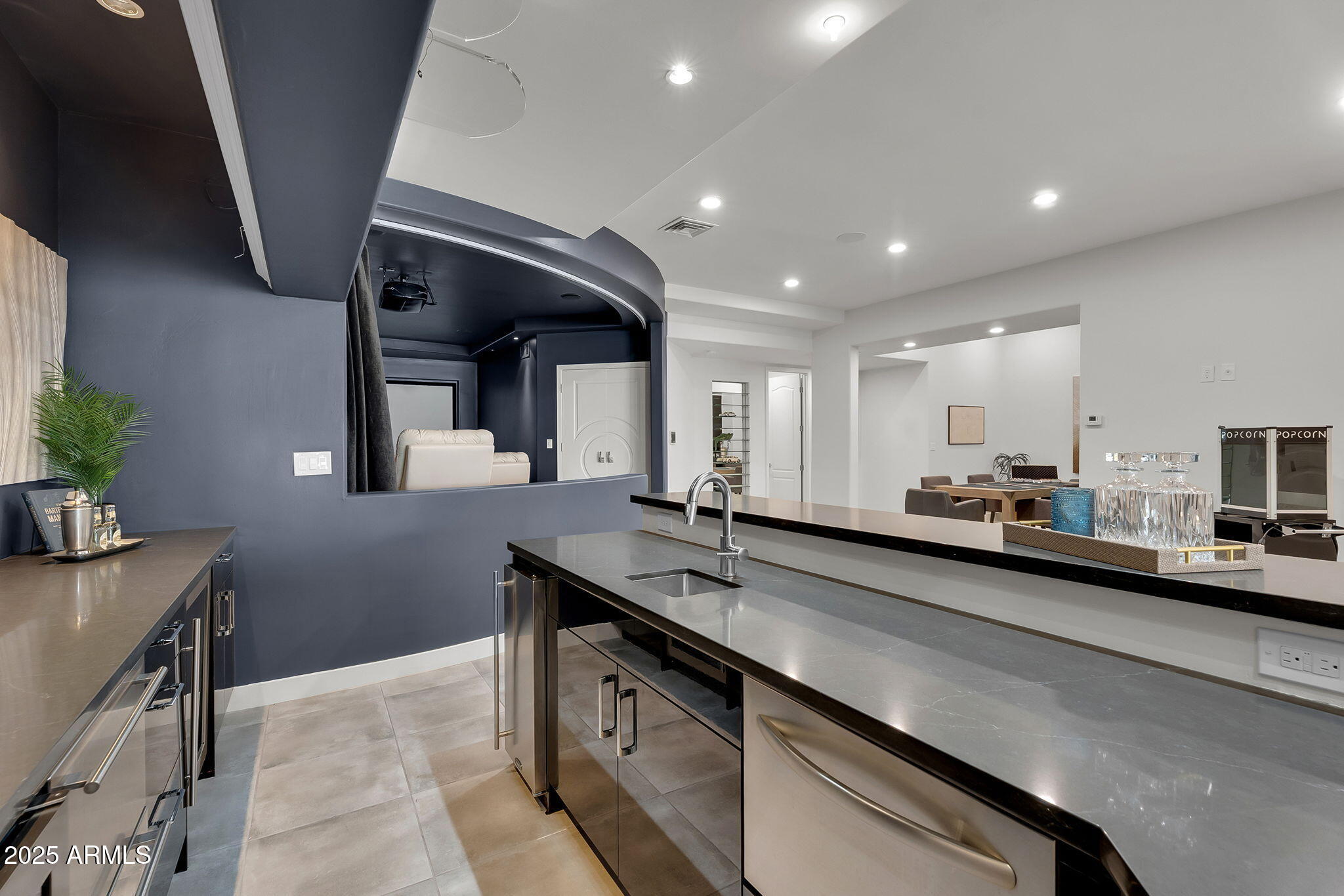 5509 W SOFT WIND Drive, Glendale