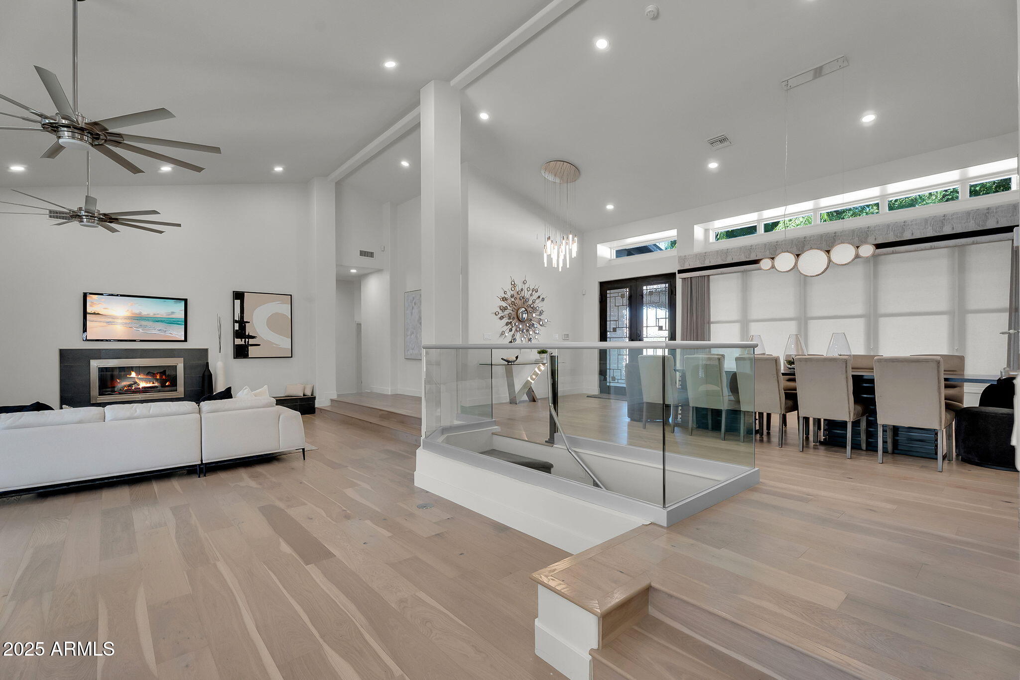 5509 W SOFT WIND Drive, Glendale