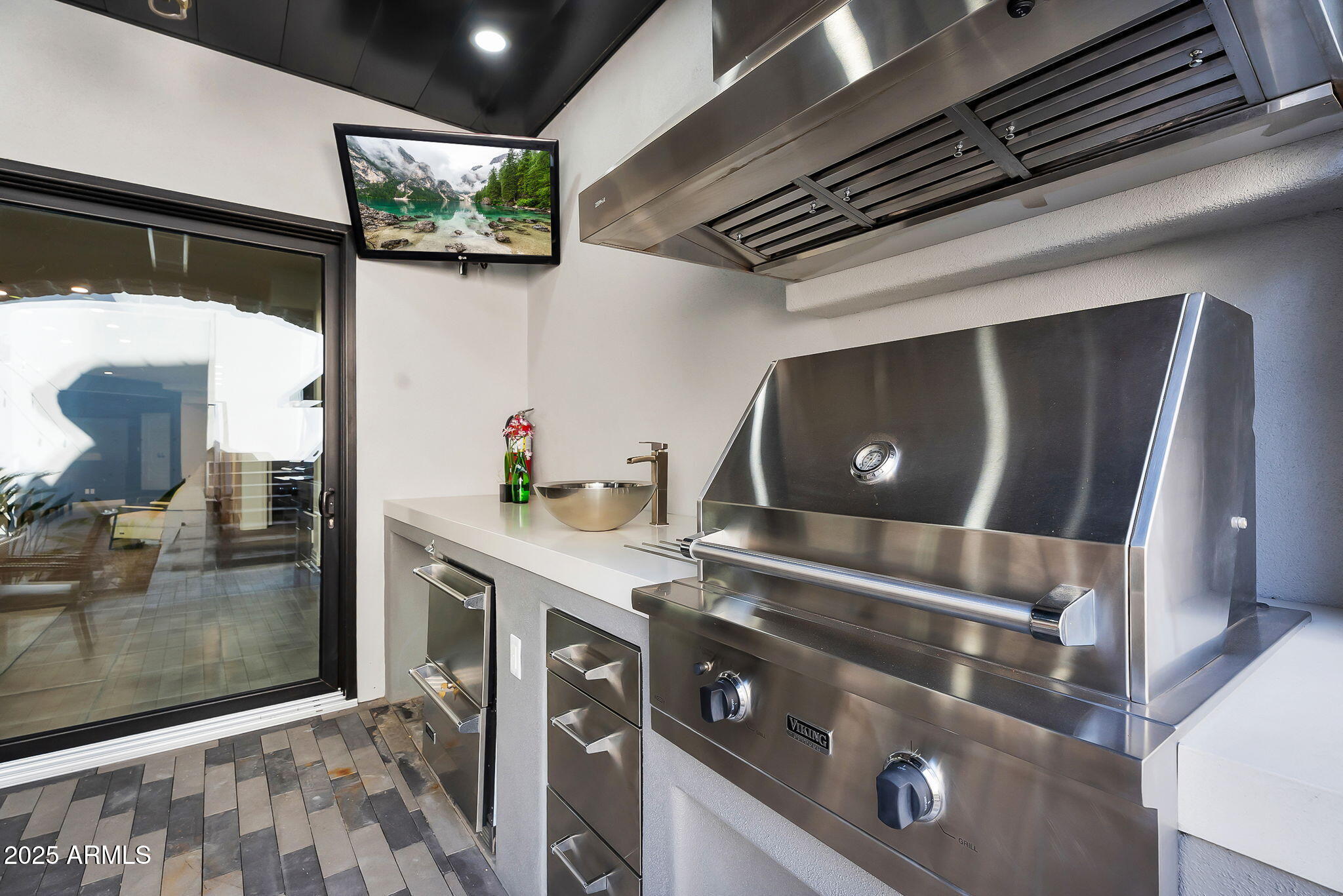 5509 W SOFT WIND Drive, Glendale