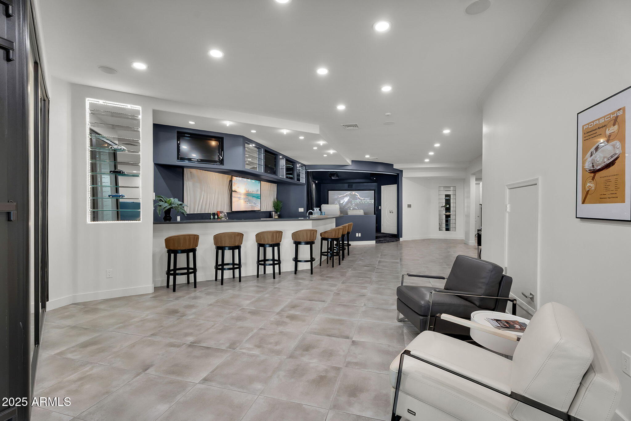 5509 W SOFT WIND Drive, Glendale