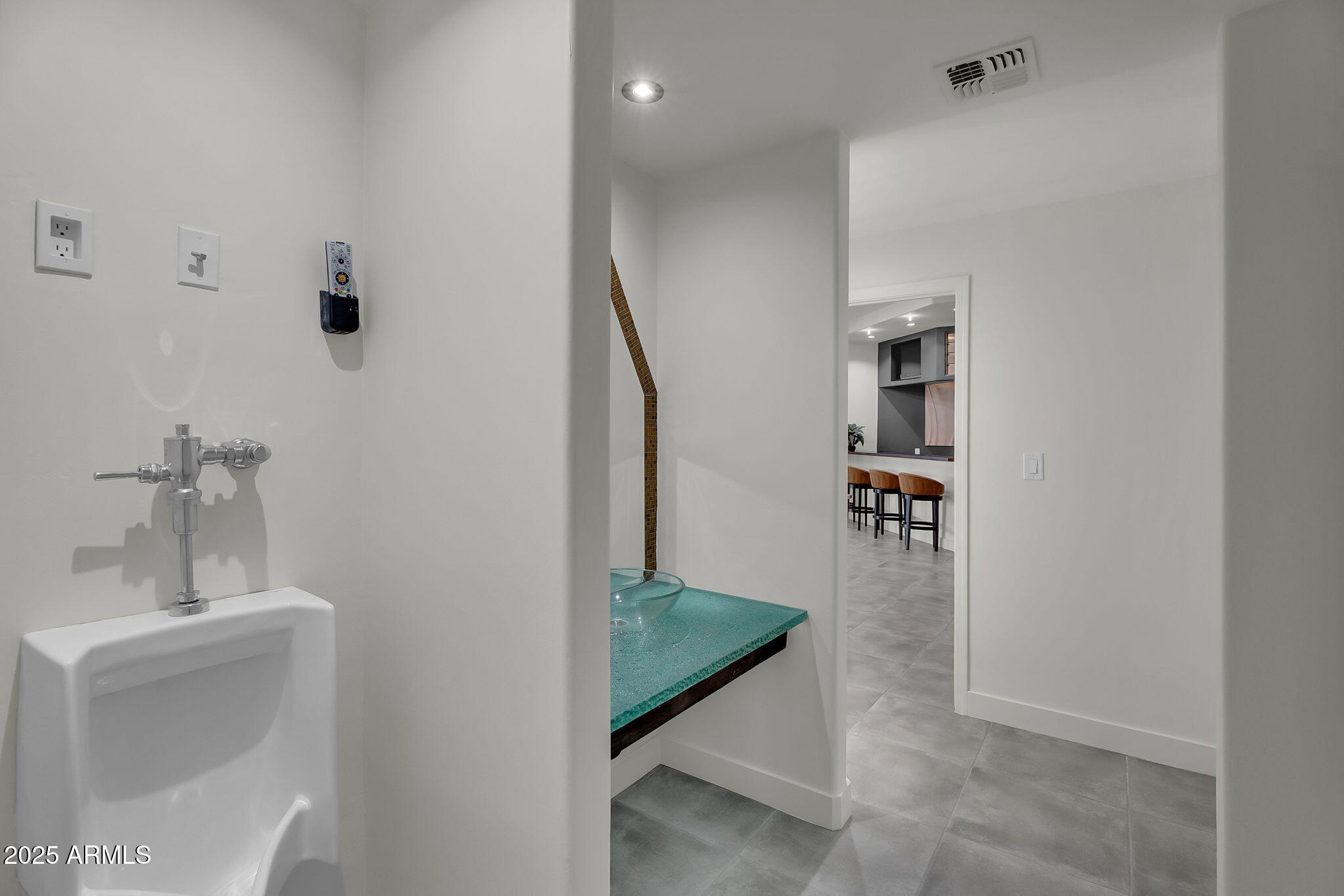 5509 W SOFT WIND Drive, Glendale