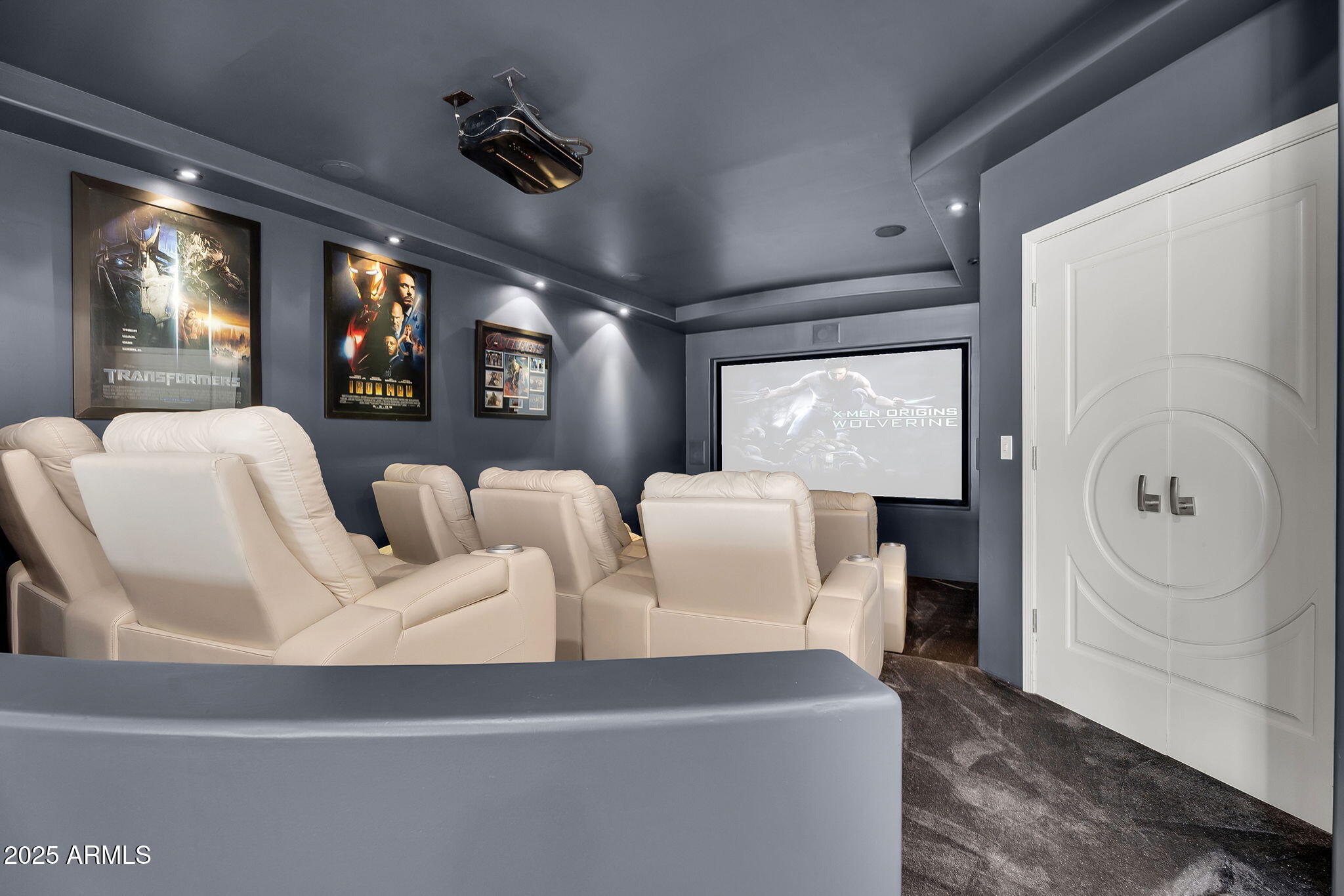 5509 W SOFT WIND Drive, Glendale