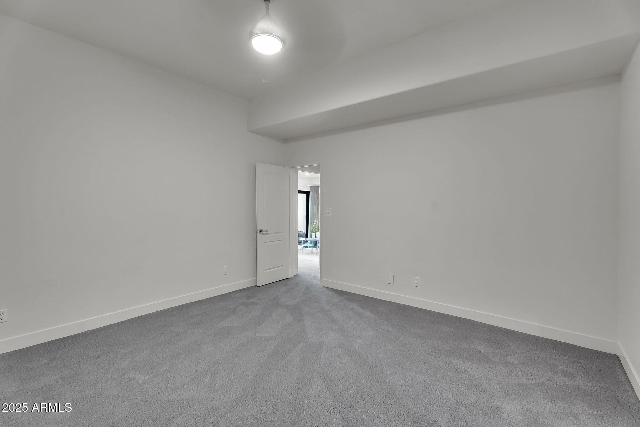 5509 W SOFT WIND Drive, Glendale