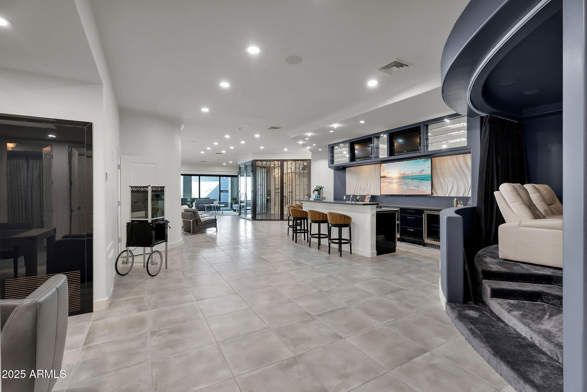 5509 W SOFT WIND Drive, Glendale