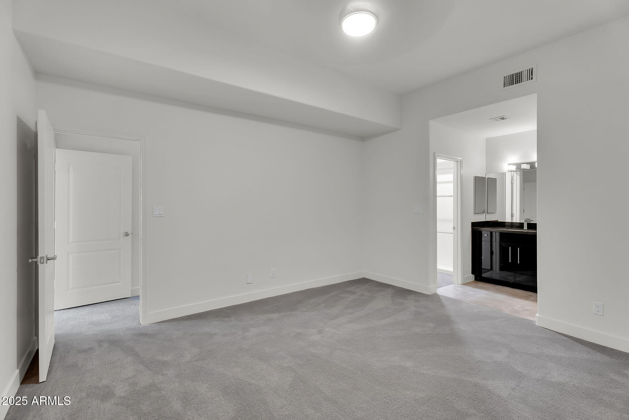 5509 W SOFT WIND Drive, Glendale