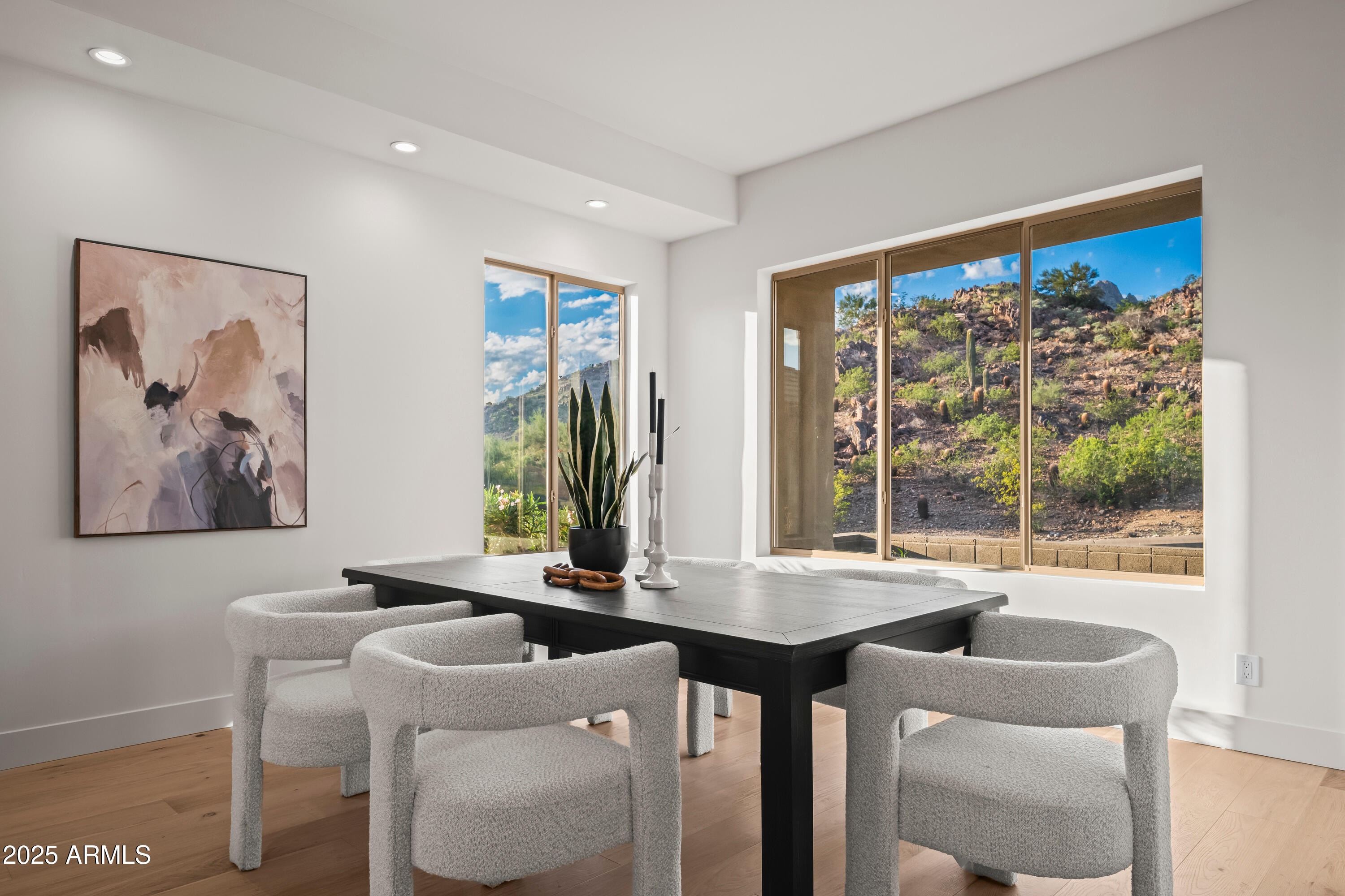 3153 E SIERRA VISTA Drive