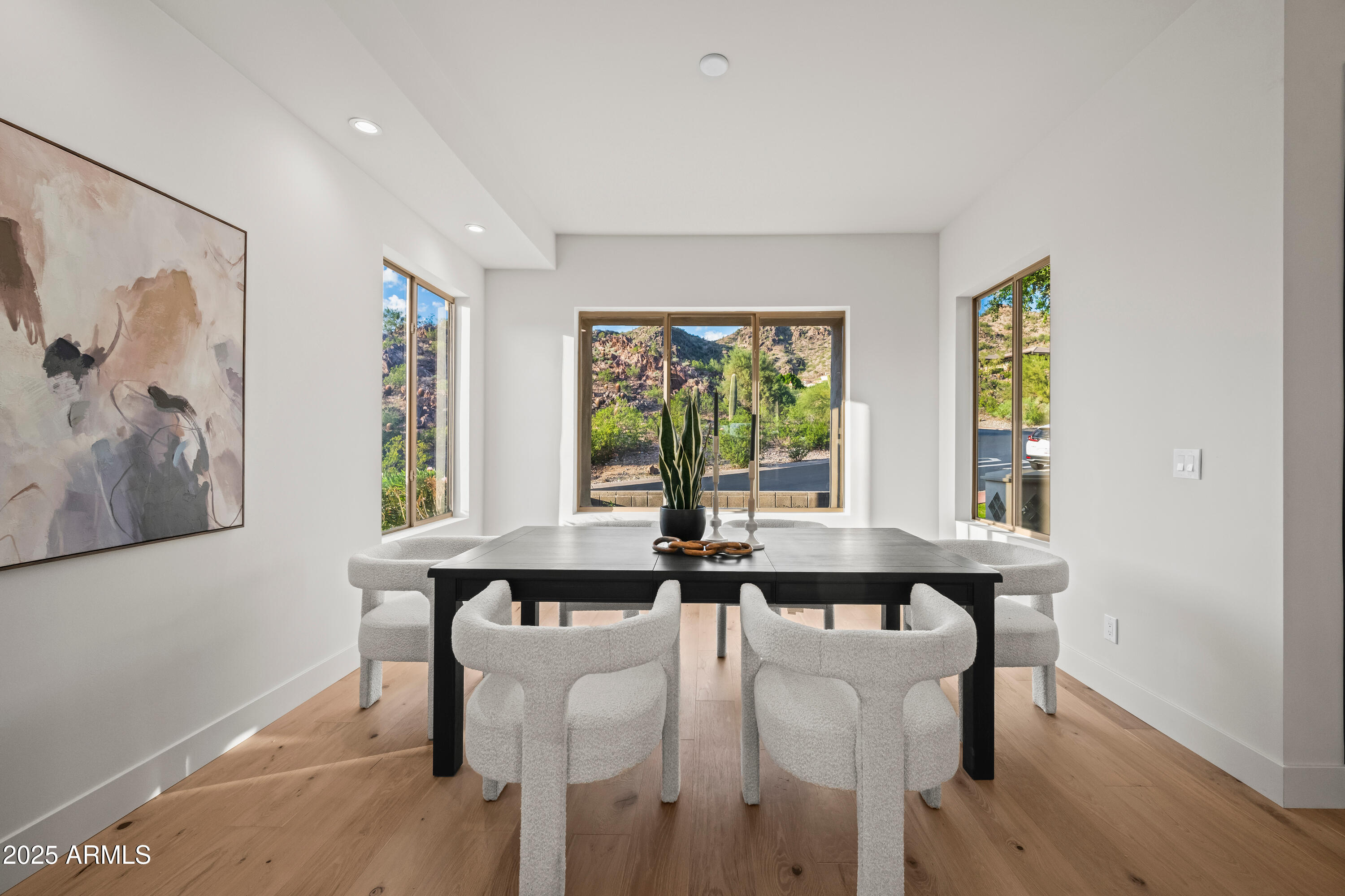 3153 E SIERRA VISTA Drive