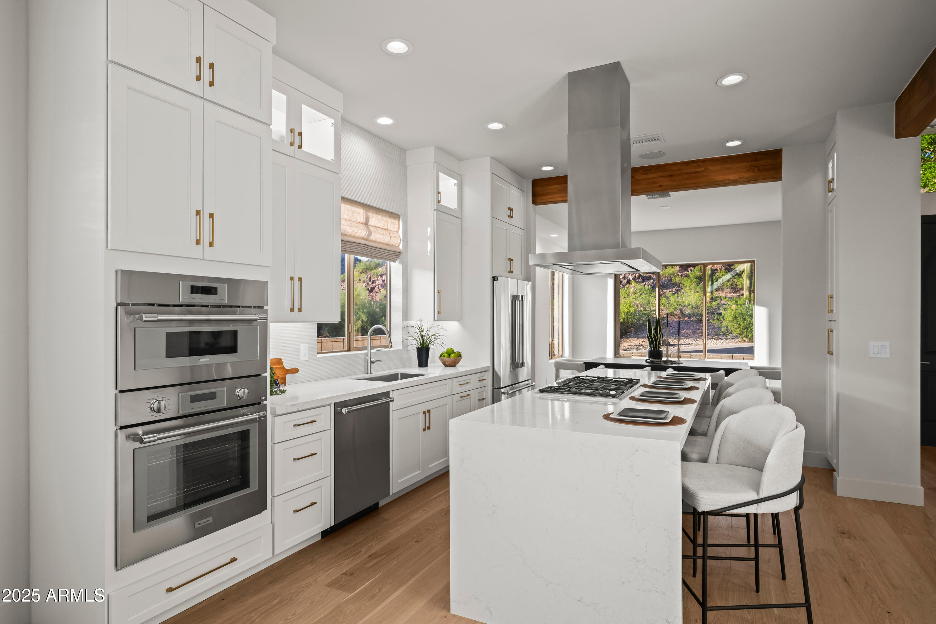 3153 E SIERRA VISTA Drive